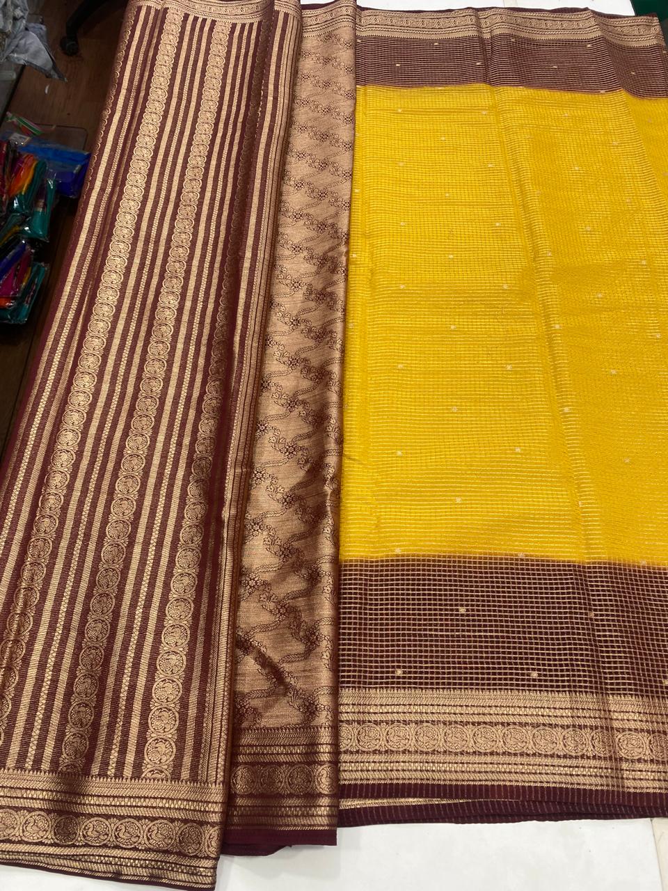 Georgette Checks Butta Saree (2820)