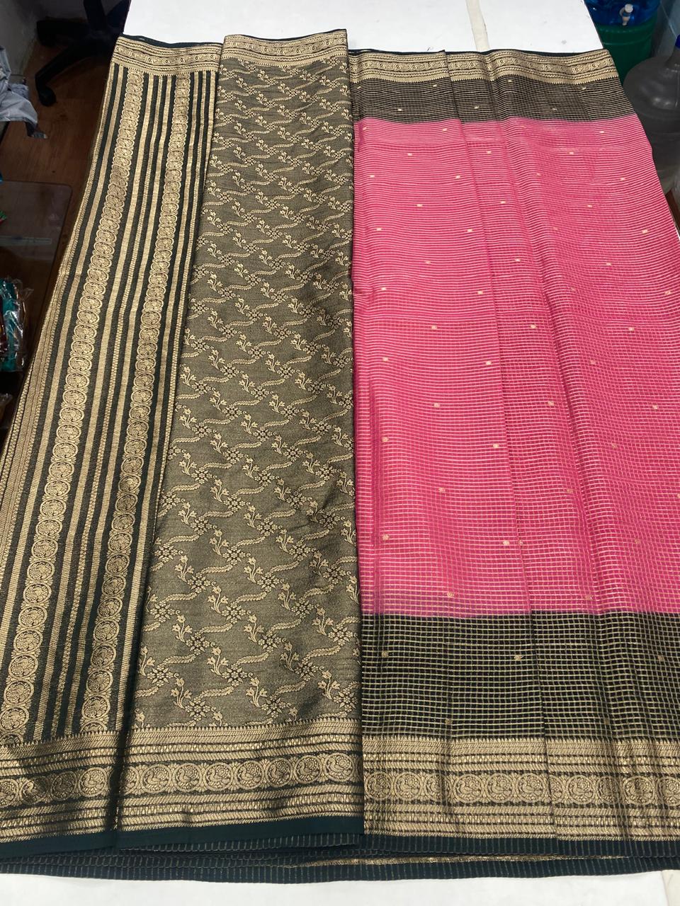 Georgette Checks Butta Saree (2820)