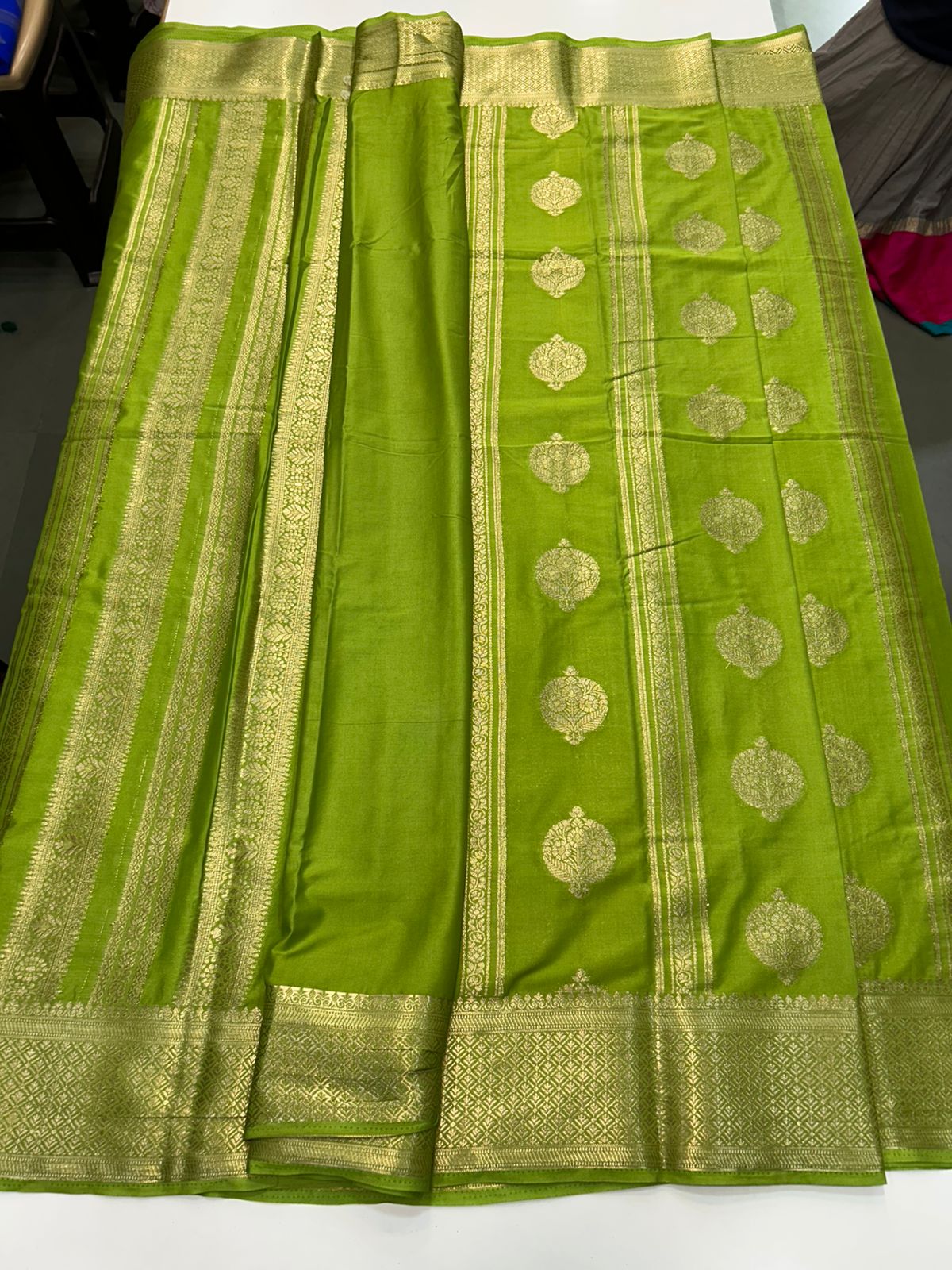 Mysore Crepe Self Butta Saree (2890A)