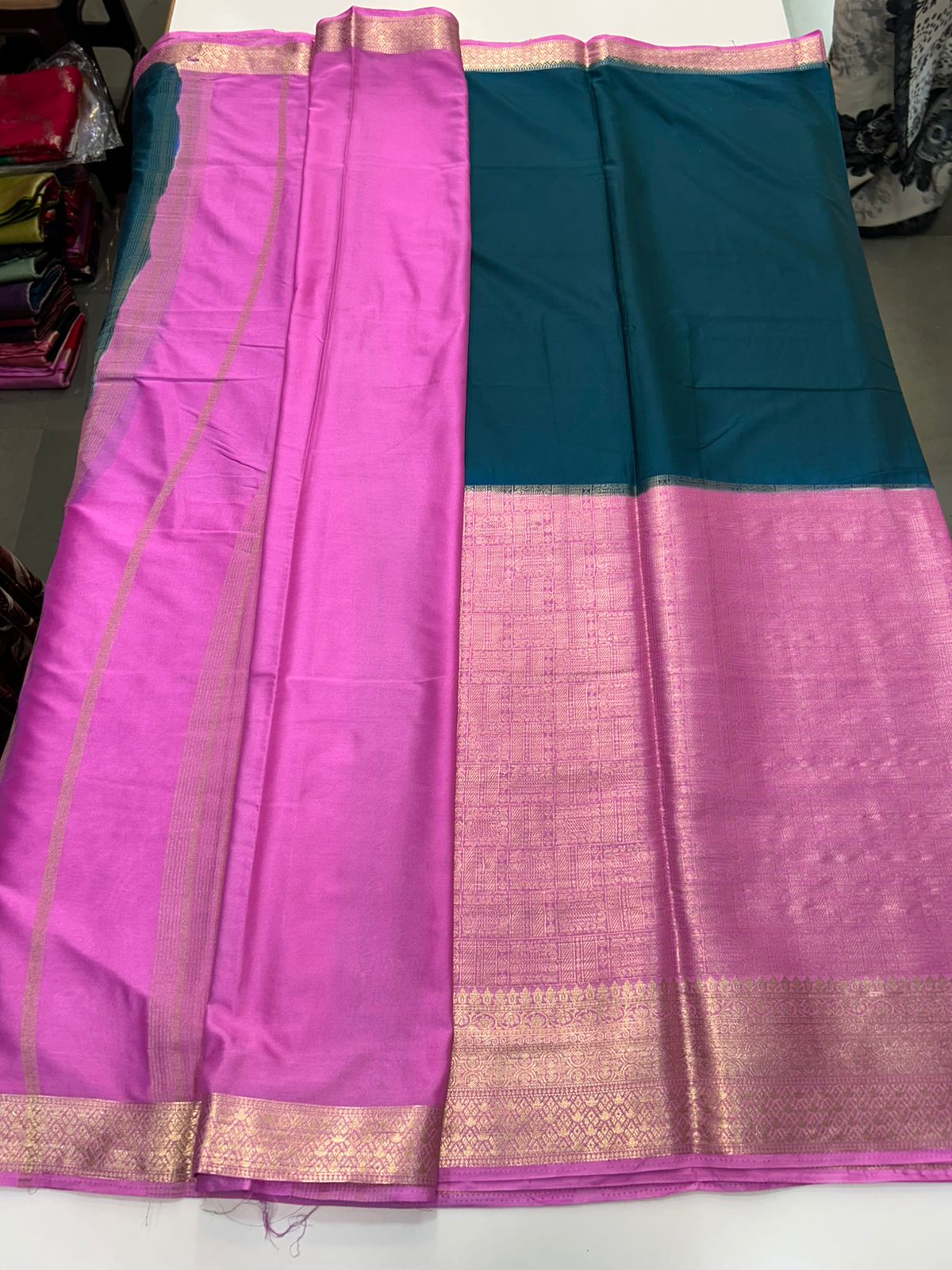 Crepe Half Broket Half Plain Saree (2896)