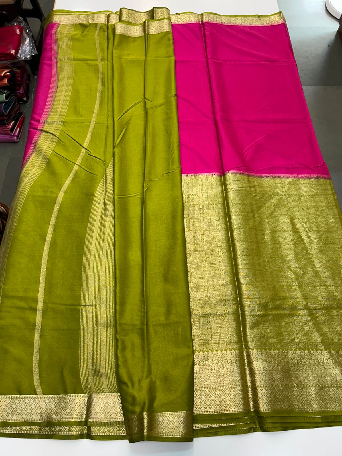Crepe Half Broket Half Plain Saree (2896)