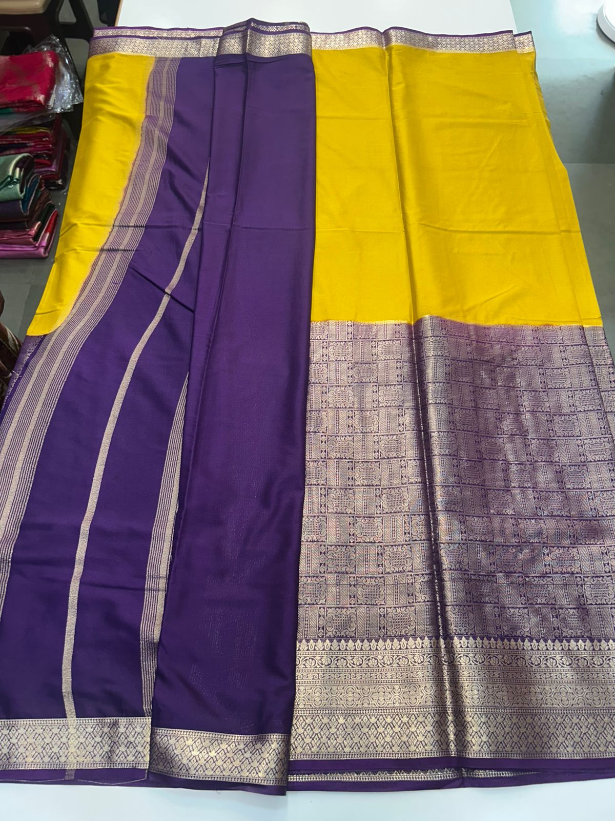 Crepe Half Broket Half Plain Saree (2896)
