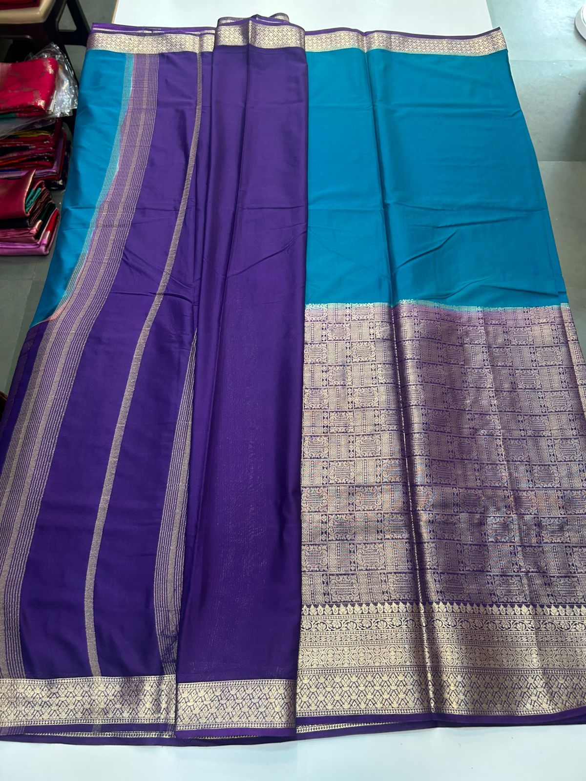 Crepe Half Broket Half Plain Saree (2896)