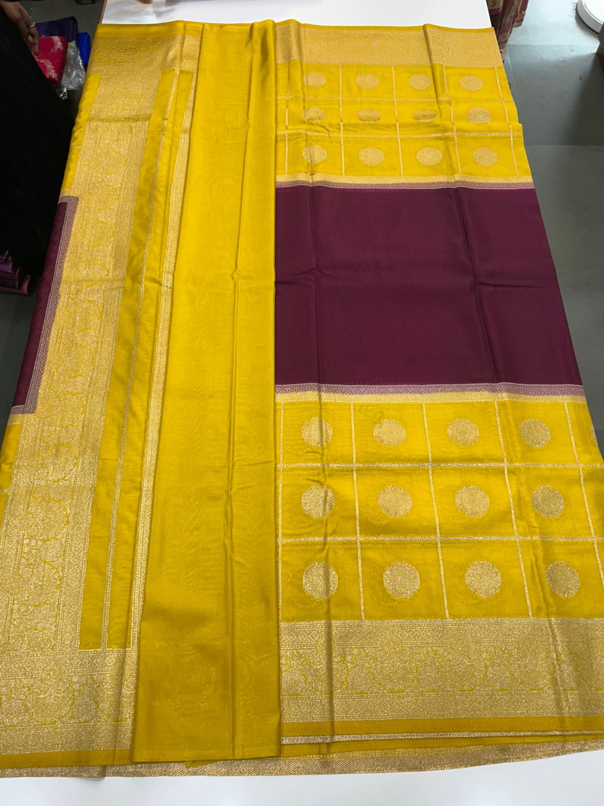 Khaddi Georgette Big Butta Border Saree (2891)