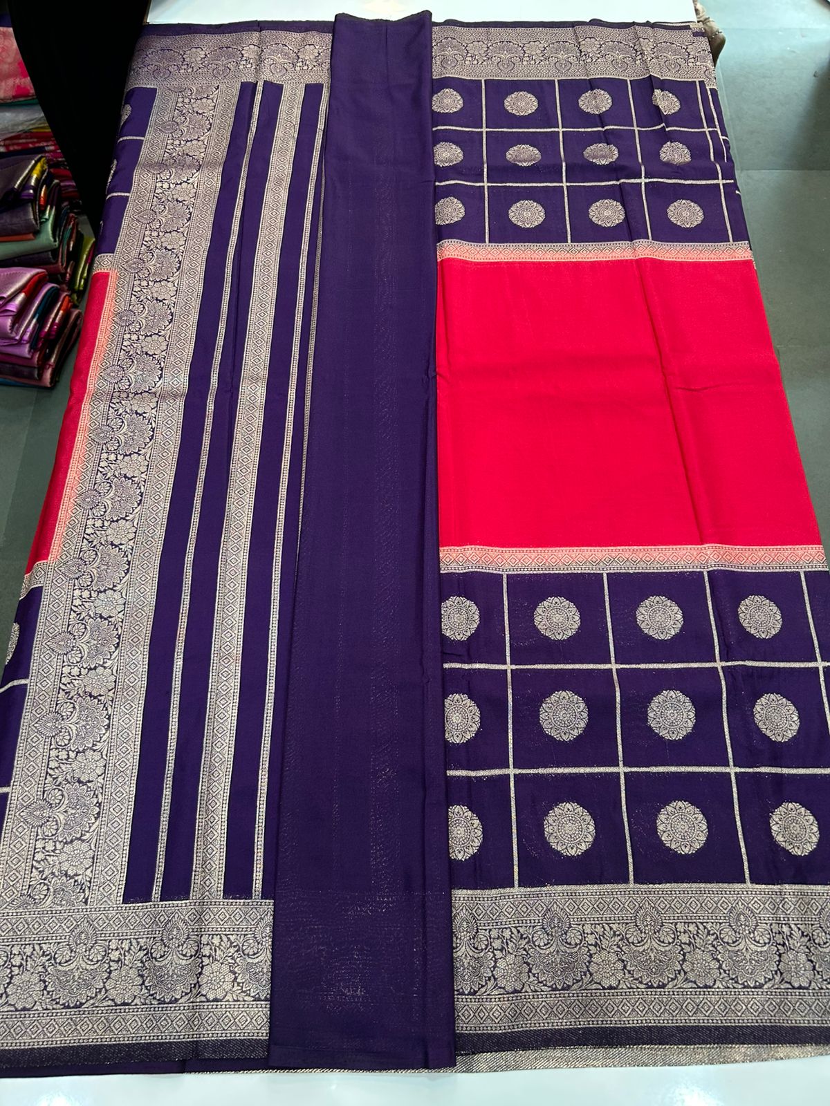 Khaddi Georgette Big Butta Border Saree (2891)