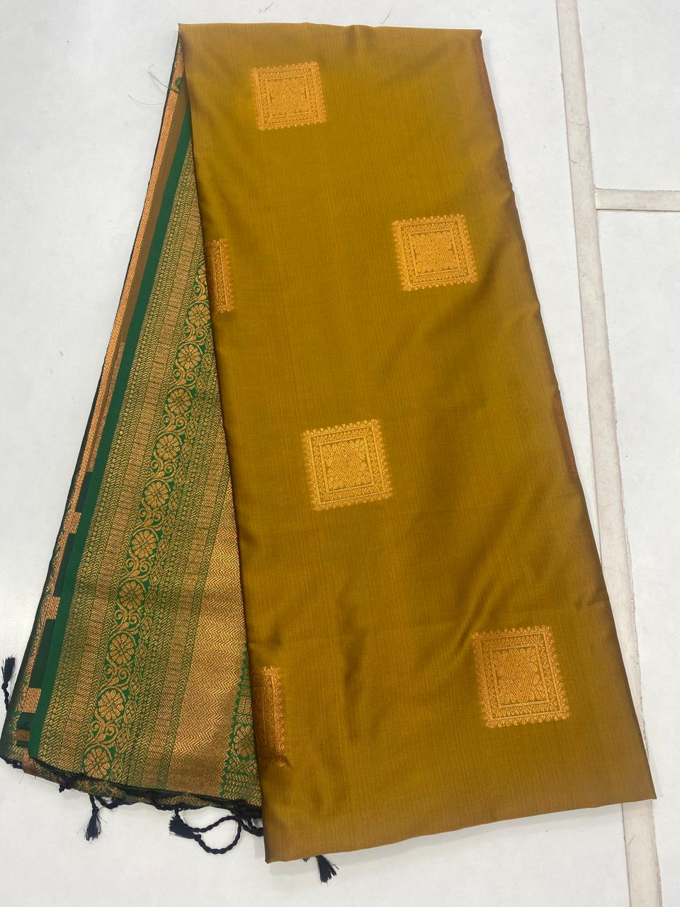 Soft Silk Butta Saree(2905)