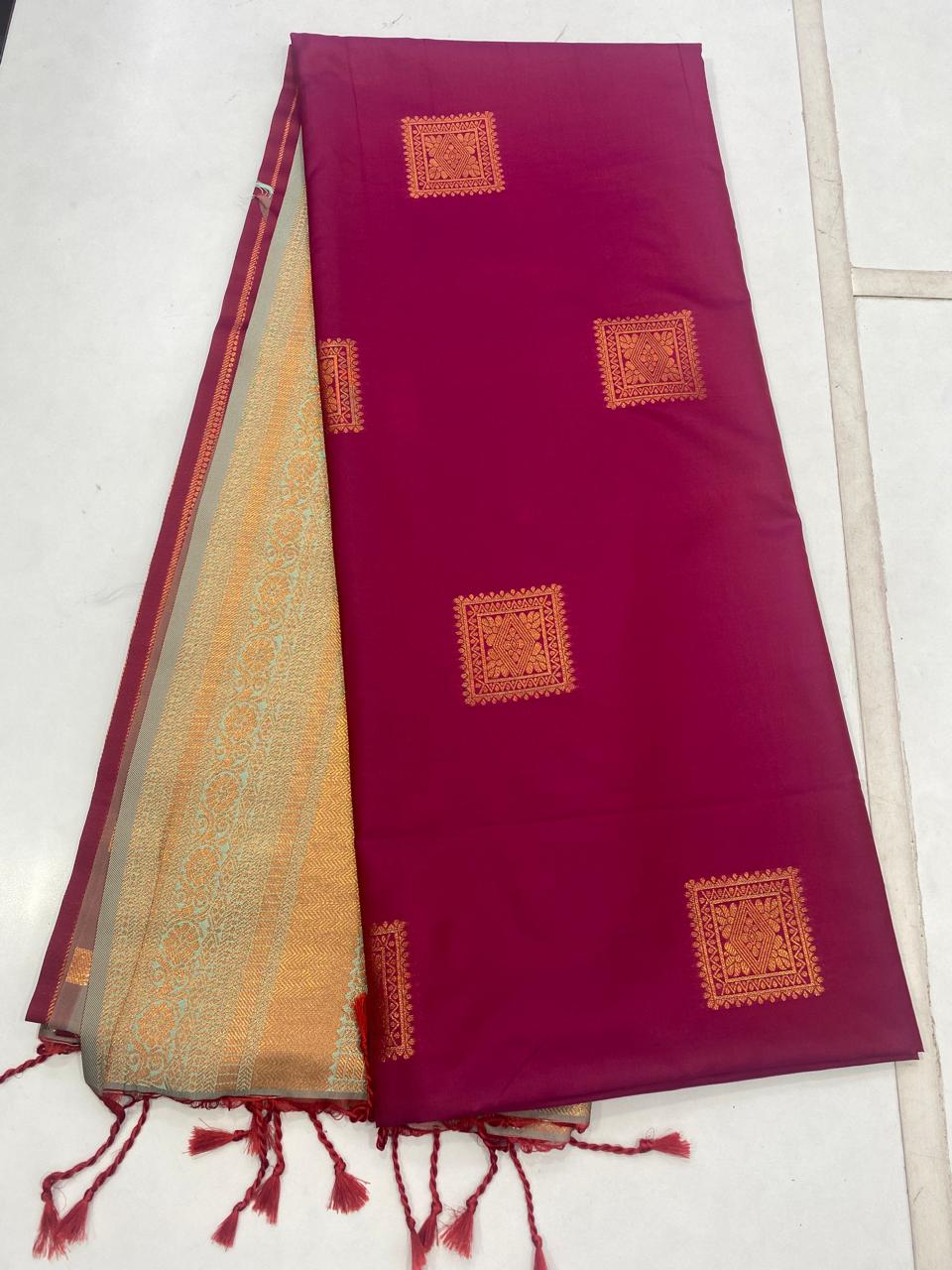 Soft Silk Butta Saree(2905)