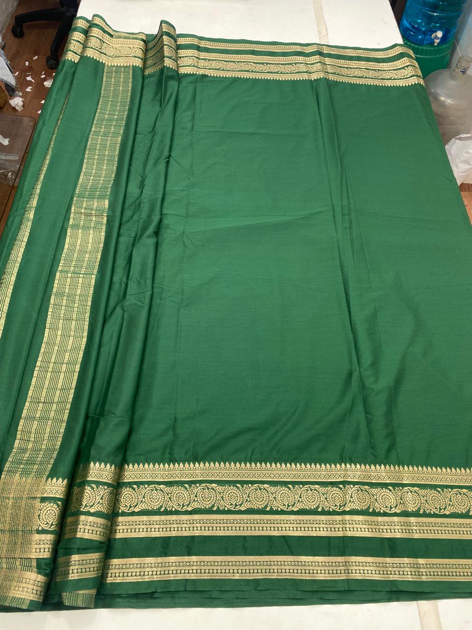 Mysore Crepe Self Saree (2901)