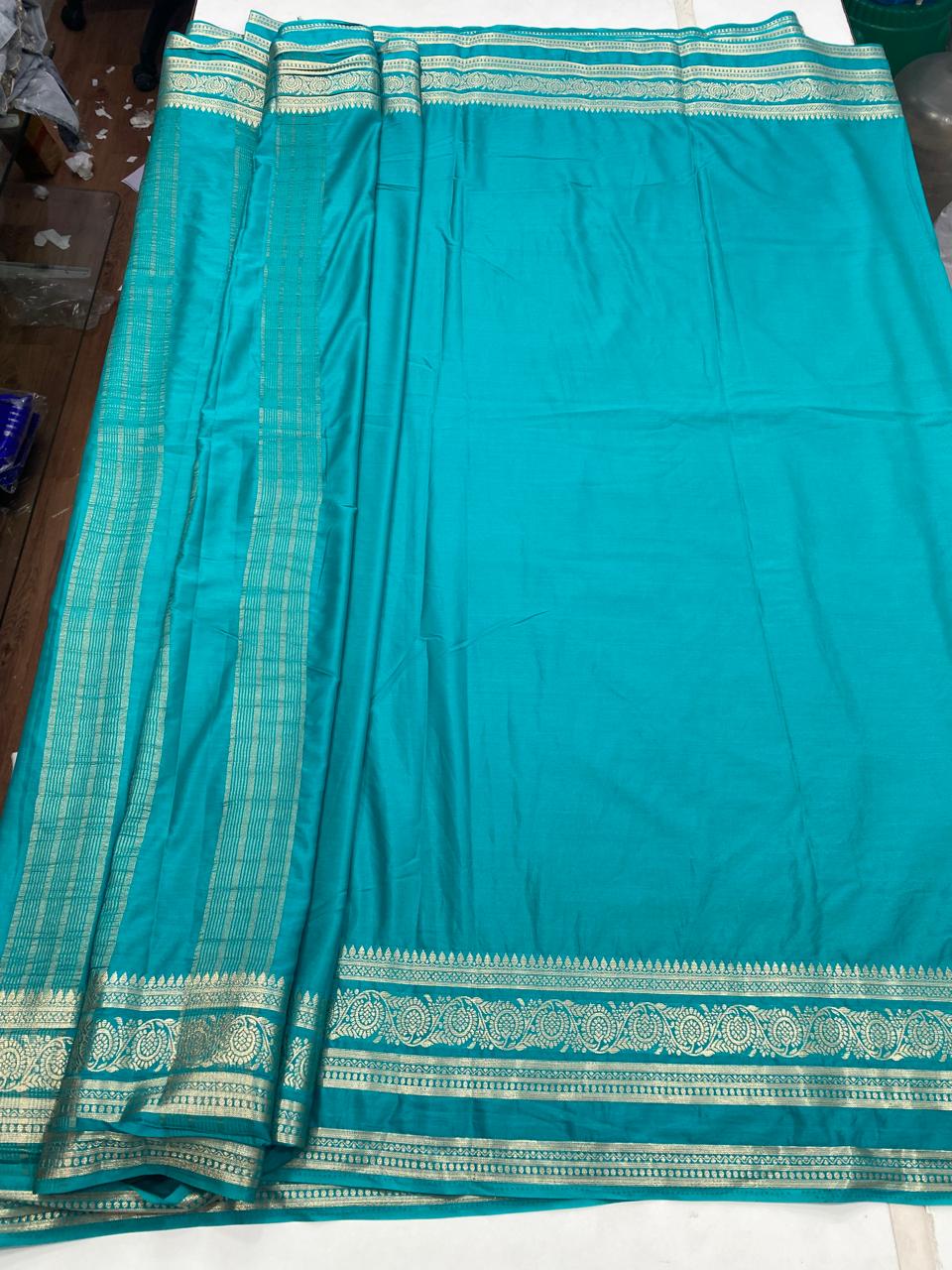 Mysore Crepe Self Saree (2901)