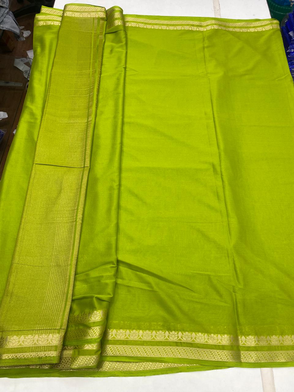 Mysore Crepe Self Saree(2910)
