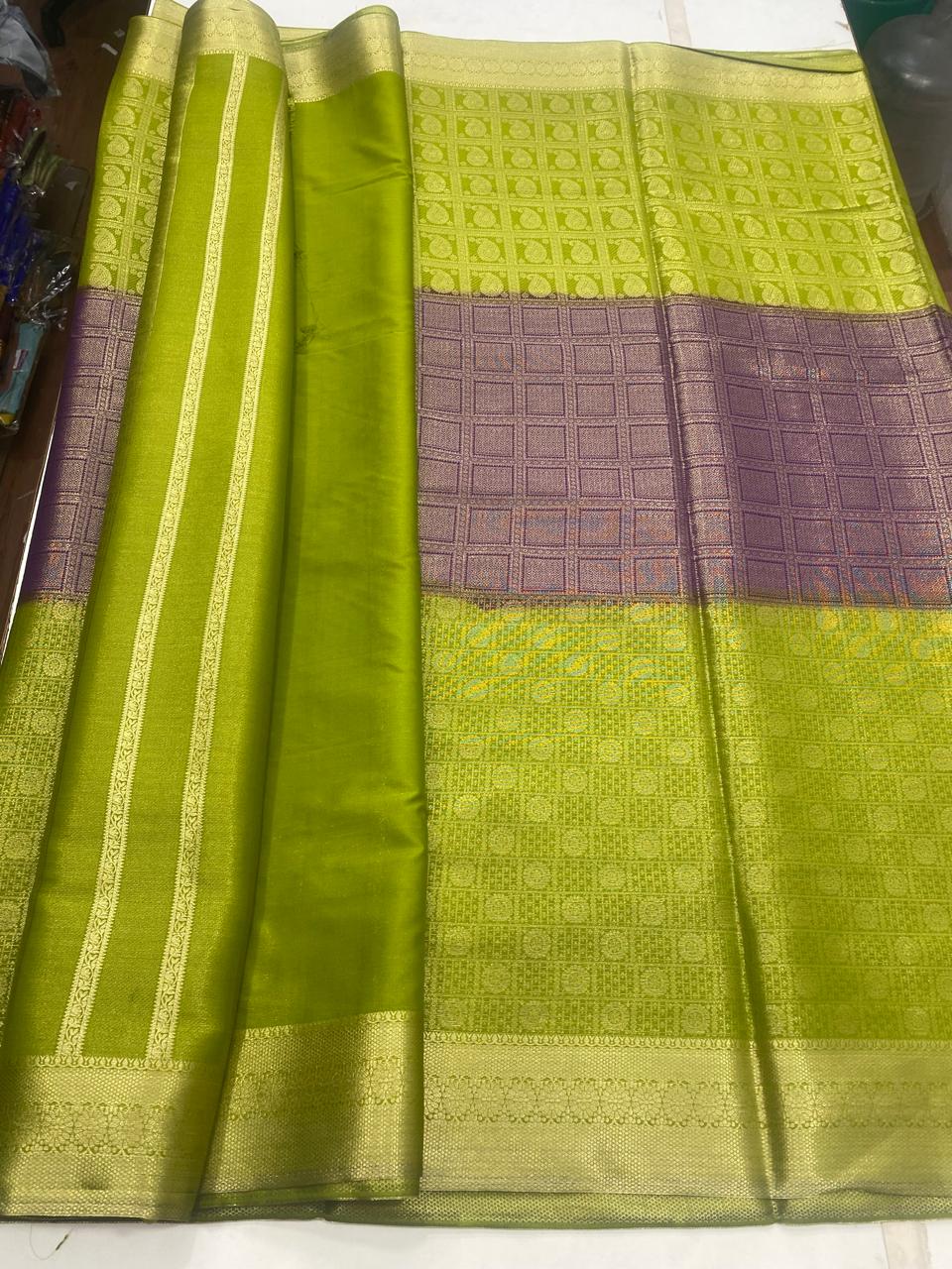 Crepe Broket Saree (2932)