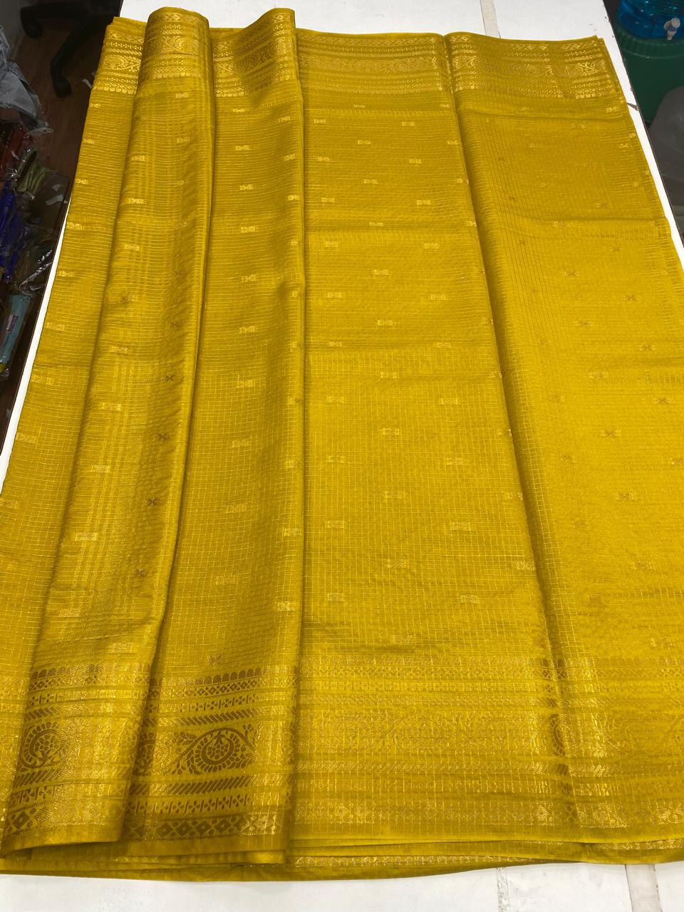 Crepe Checks Butta Saree (3048)
