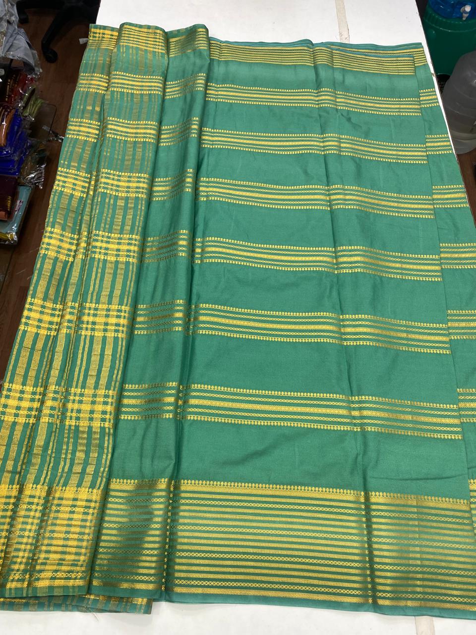 Crepe Georgette Body Lines Jari Border Saree (2934B)