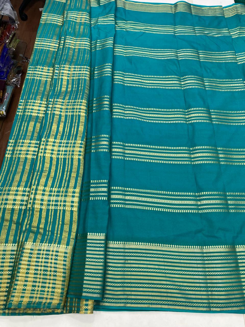 Crepe Georgette Body Lines Jari Border Saree (2934B)