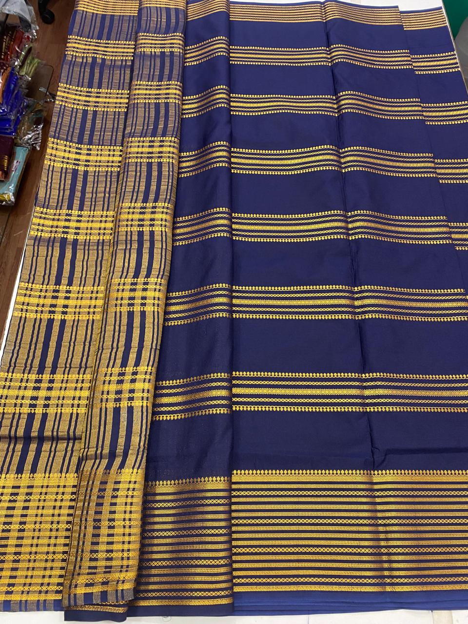 Crepe Georgette Body Lines Jari Border Saree (2934B)