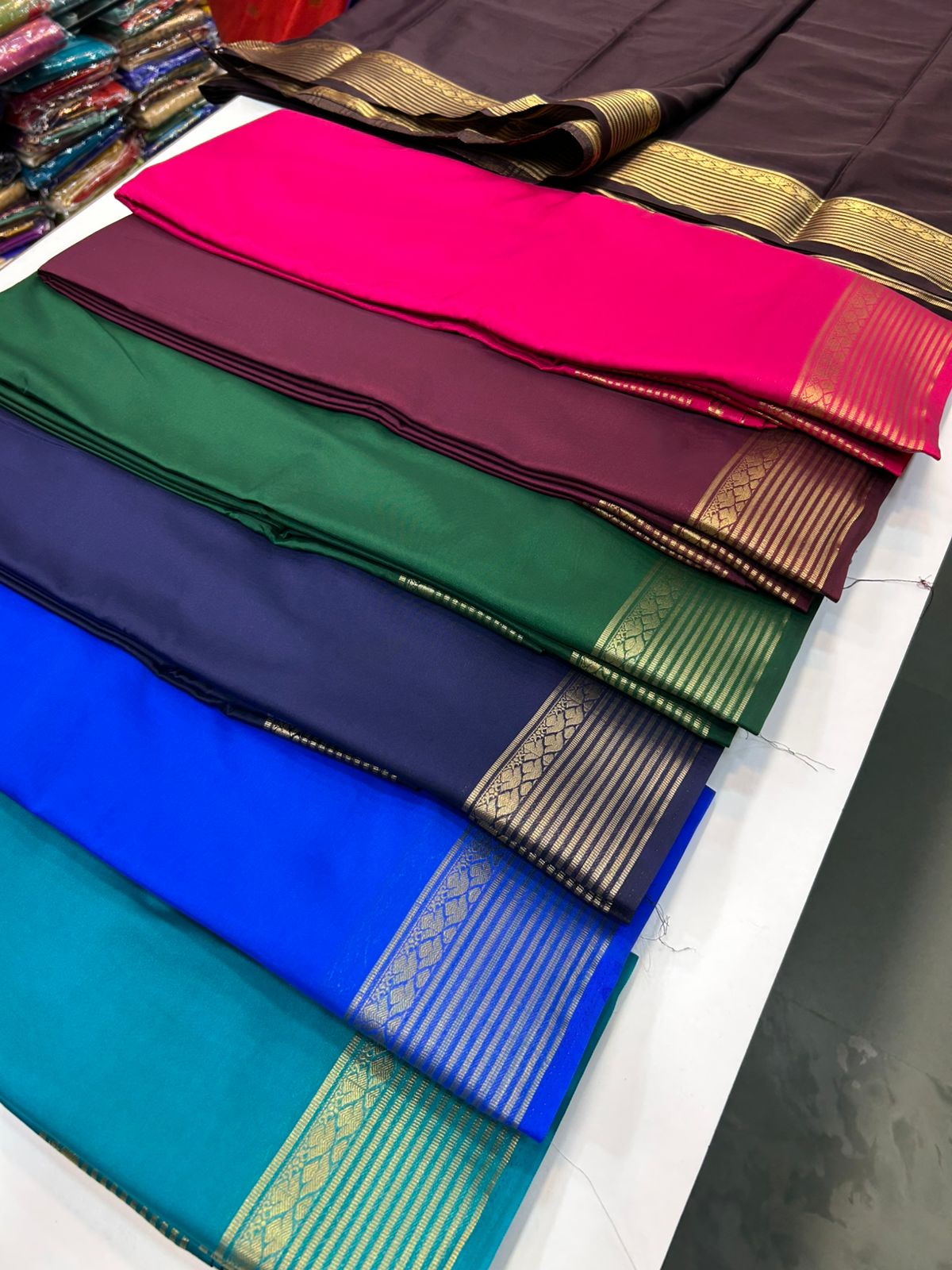 Mysore Crepe Self Saree (2900)