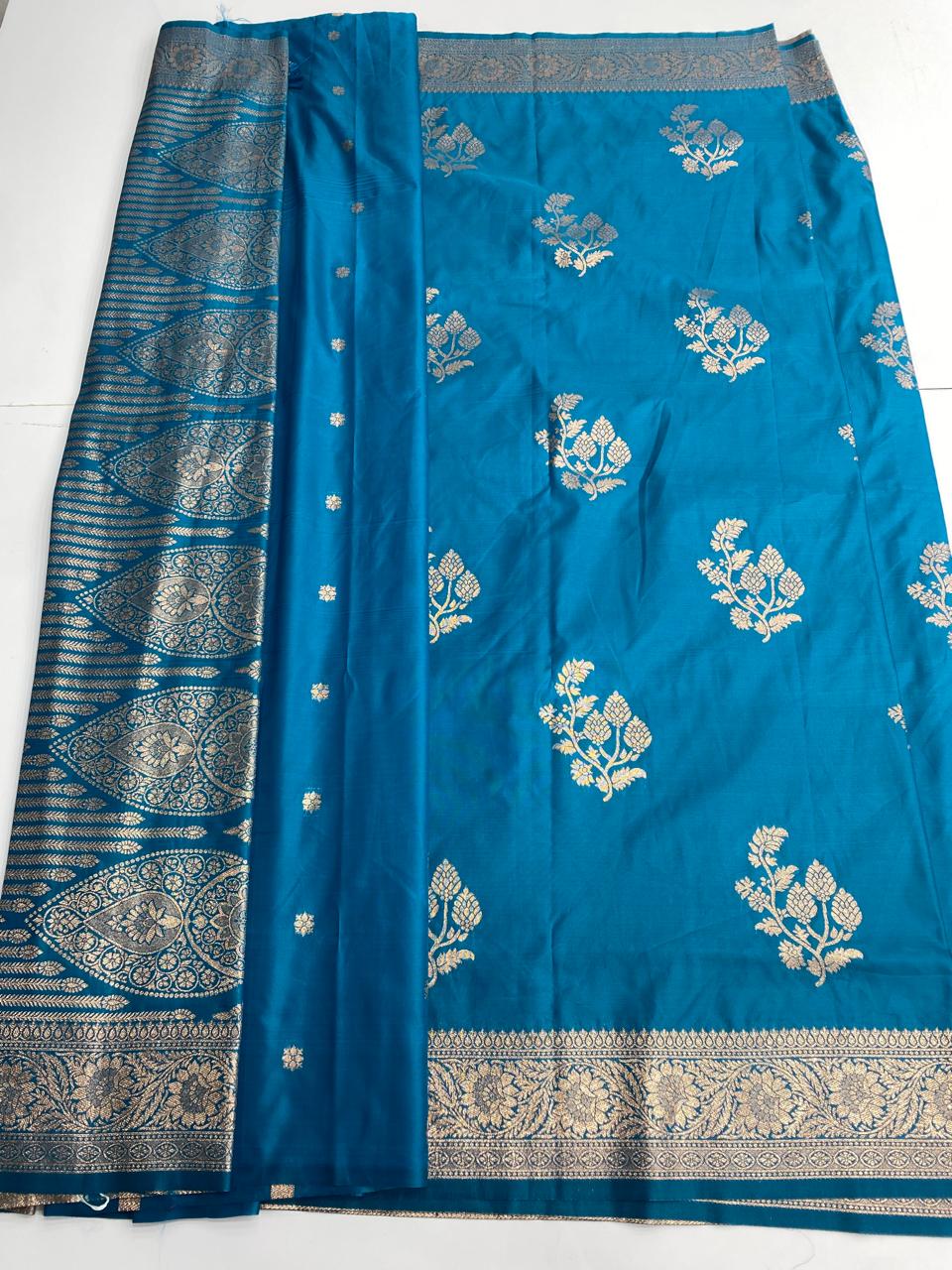 Semi Silk Butta Saree  (3000A)