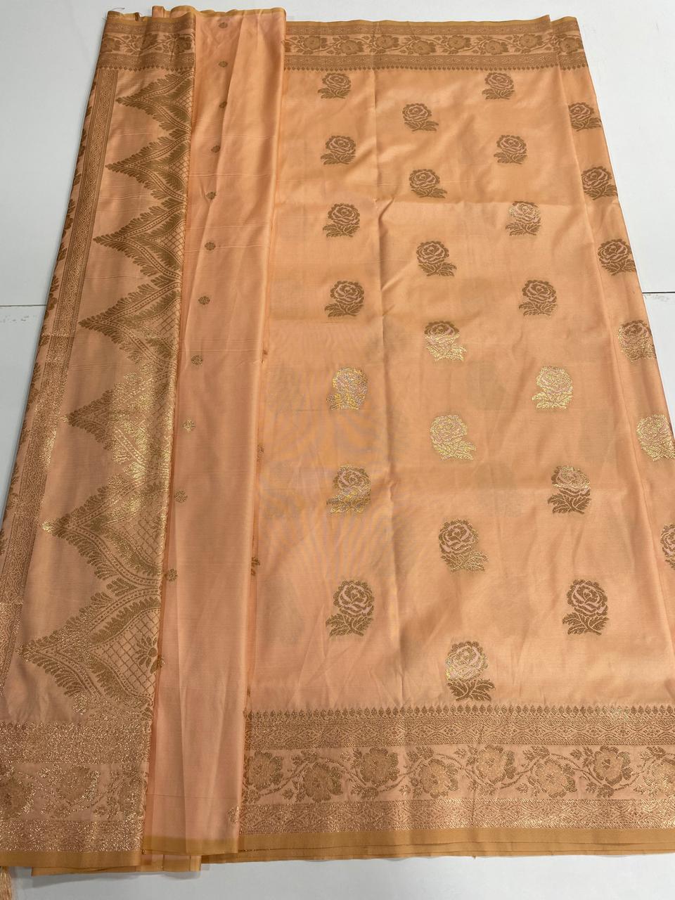 Semi Silk Butta Saree (3000B)
