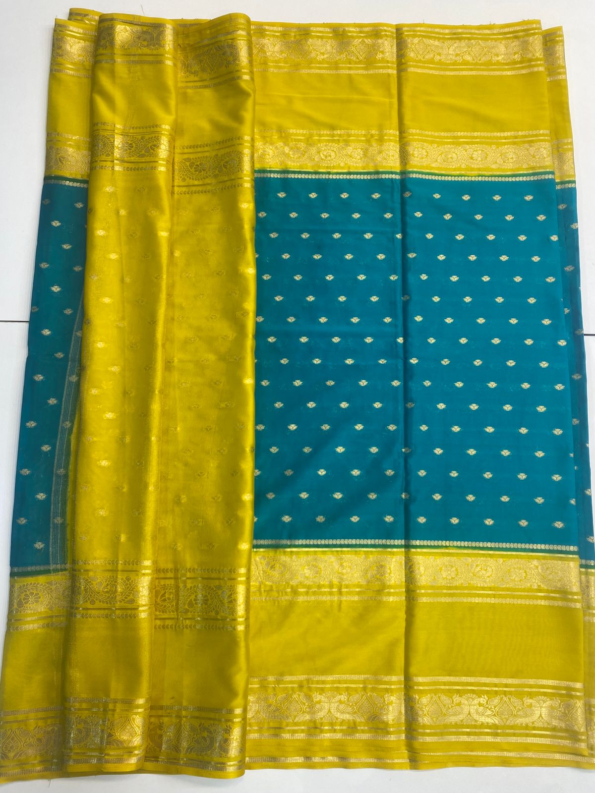 Mysore Crepe Butta Saree(3047)