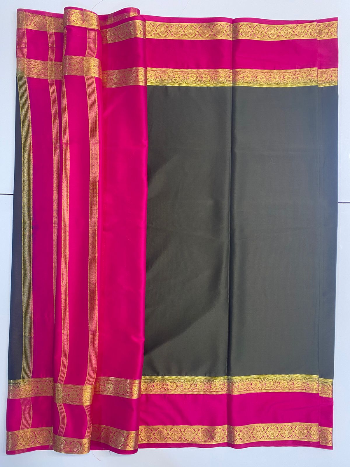 Mysore Crepe Bentex Border Saree(3042)