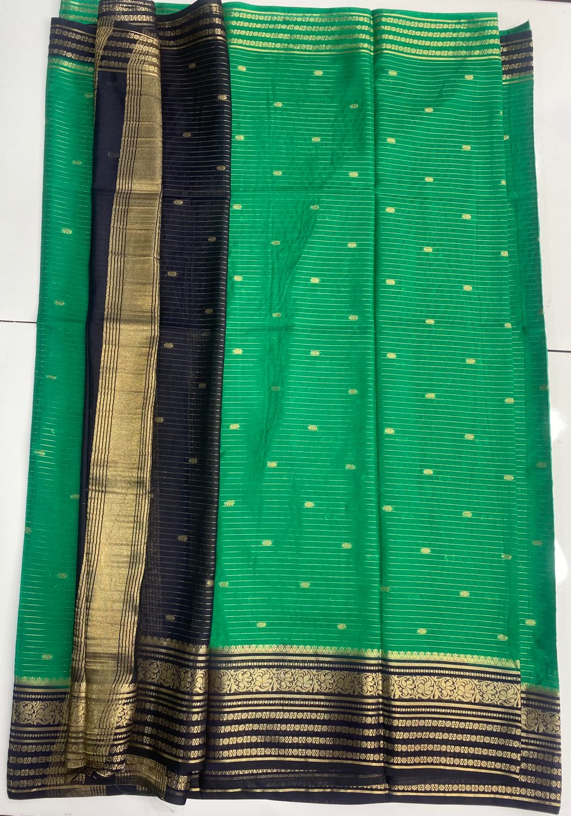 Crepe Georgette Butta Saree (3049)