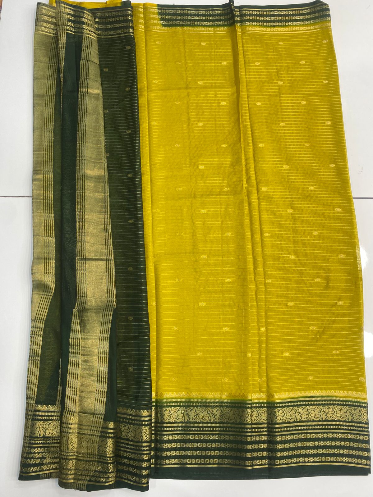 Crepe Georgette Butta Saree (3060)