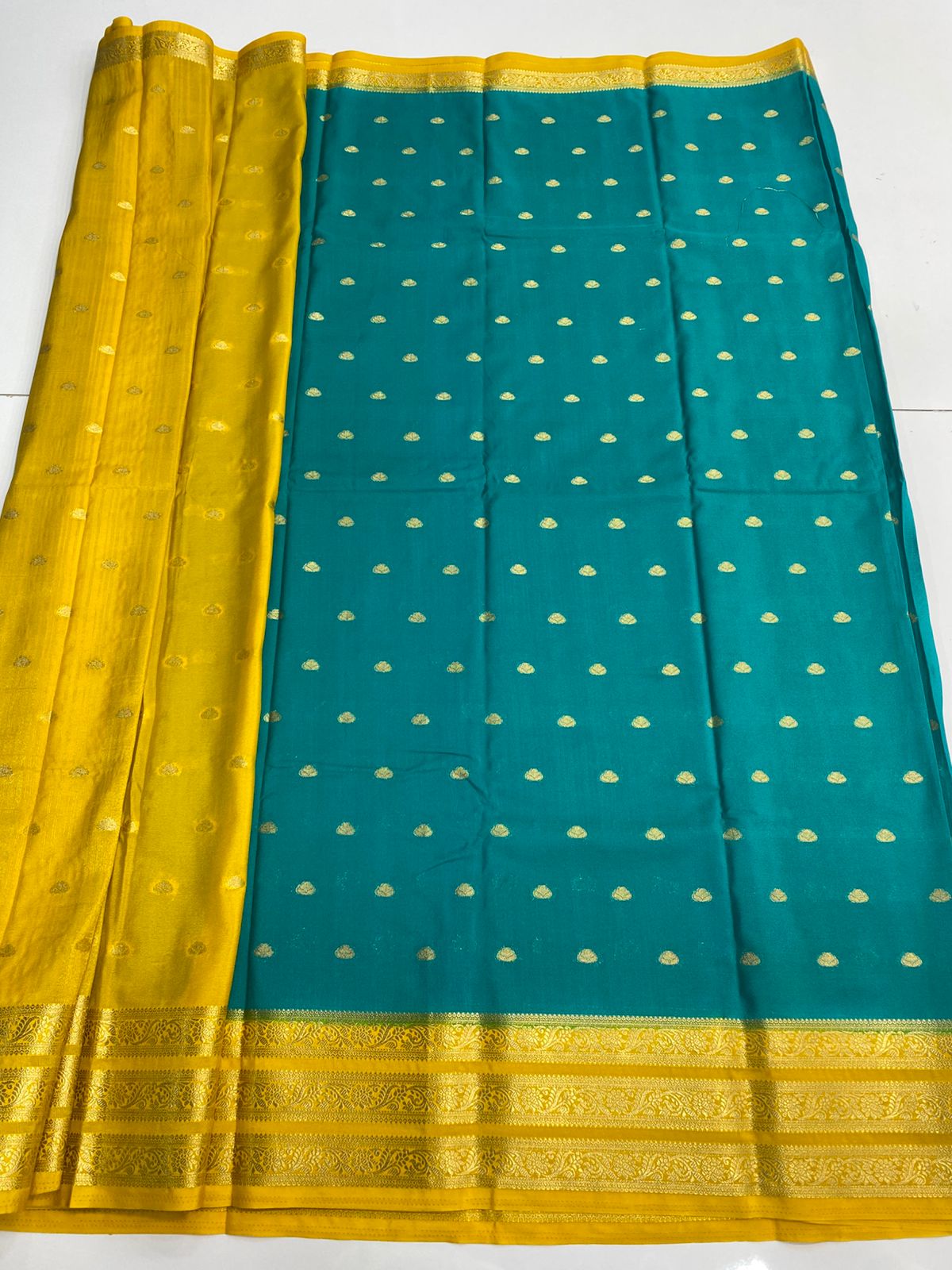 Mysore Crepe Butta Saree(3112)