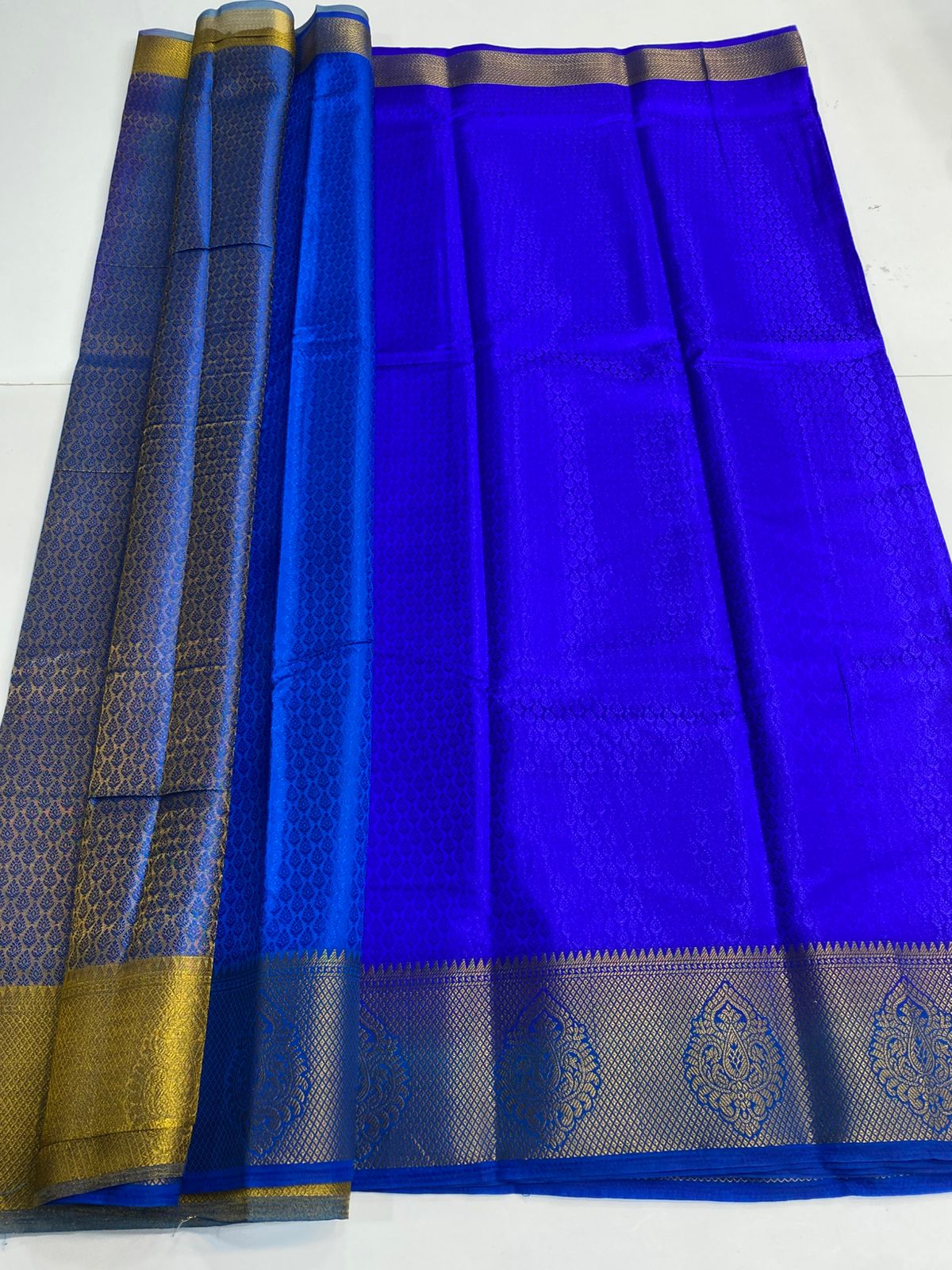 Semi Silk Embose Saree(2948A)