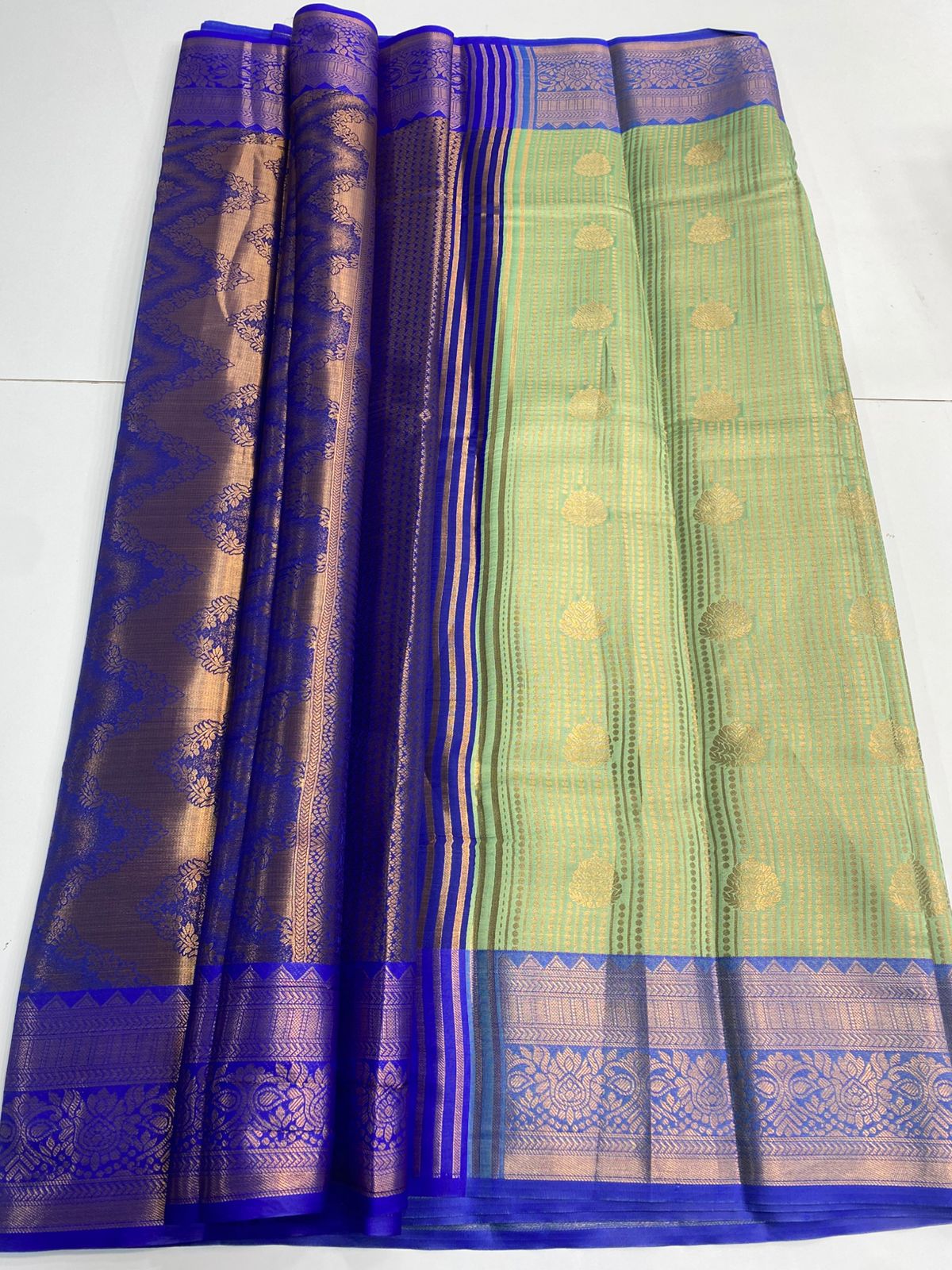 Semi Silk Broket Saree (3113A)