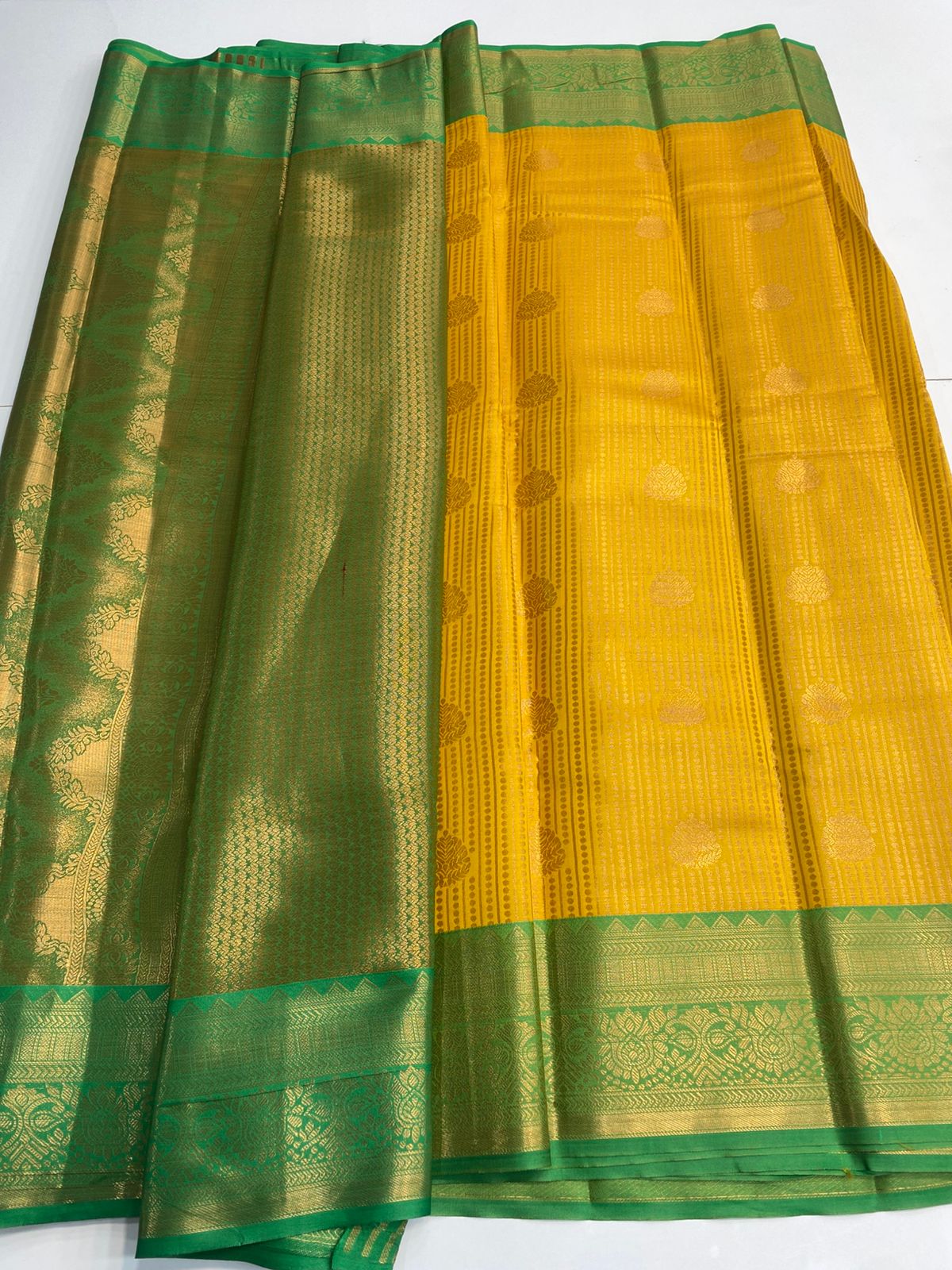 Semi Silk Broket Saree (3113A)