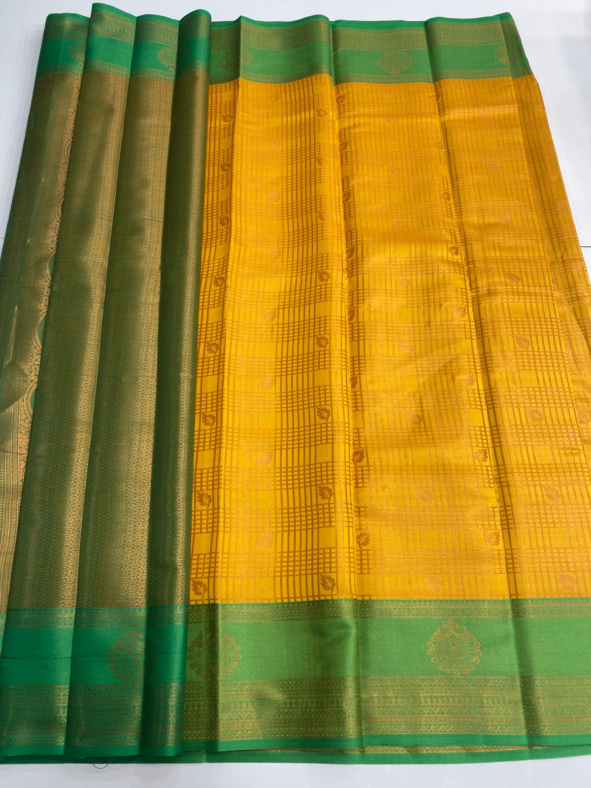 Semi Silk Broket Saree (3113B)