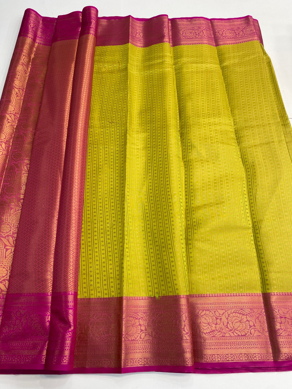 Semi Silk Broket Saree (3113C)