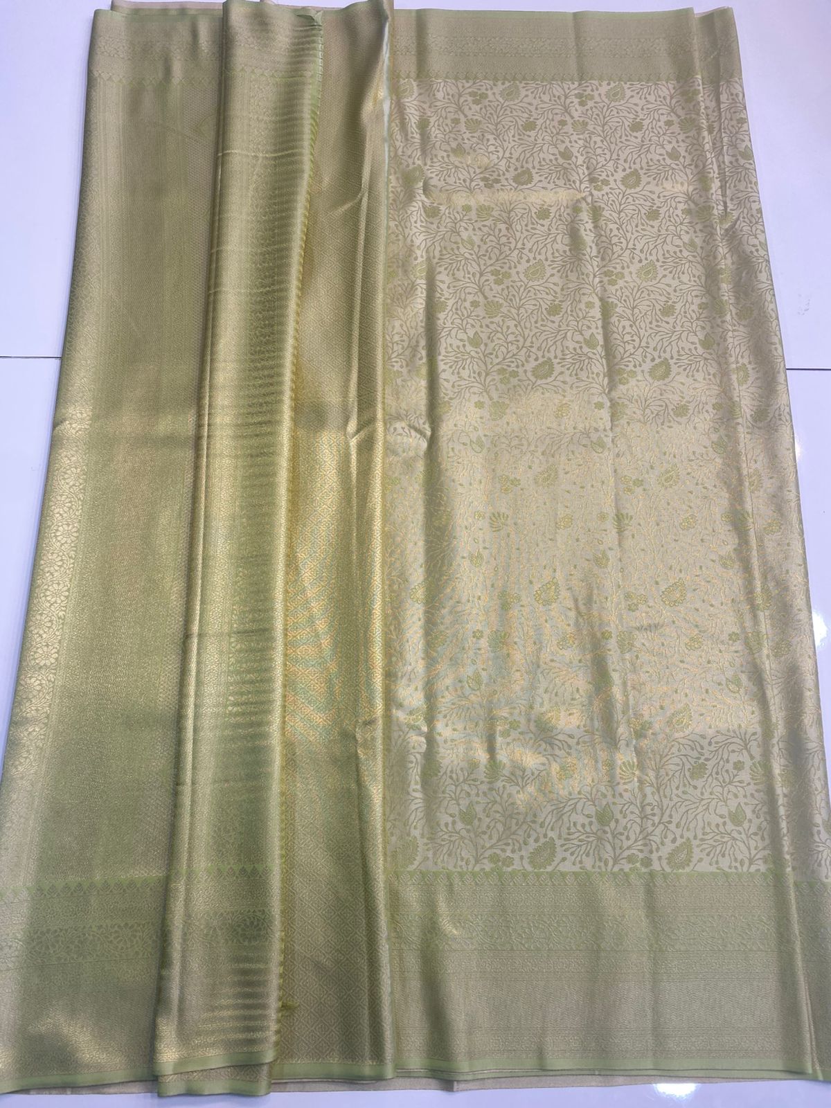 Semi Silk Tissue Broket Satin Saree (3026)