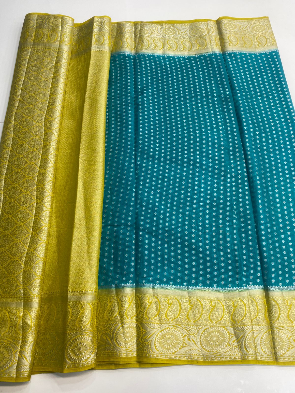 Semi Silk Butta Saree (3081)