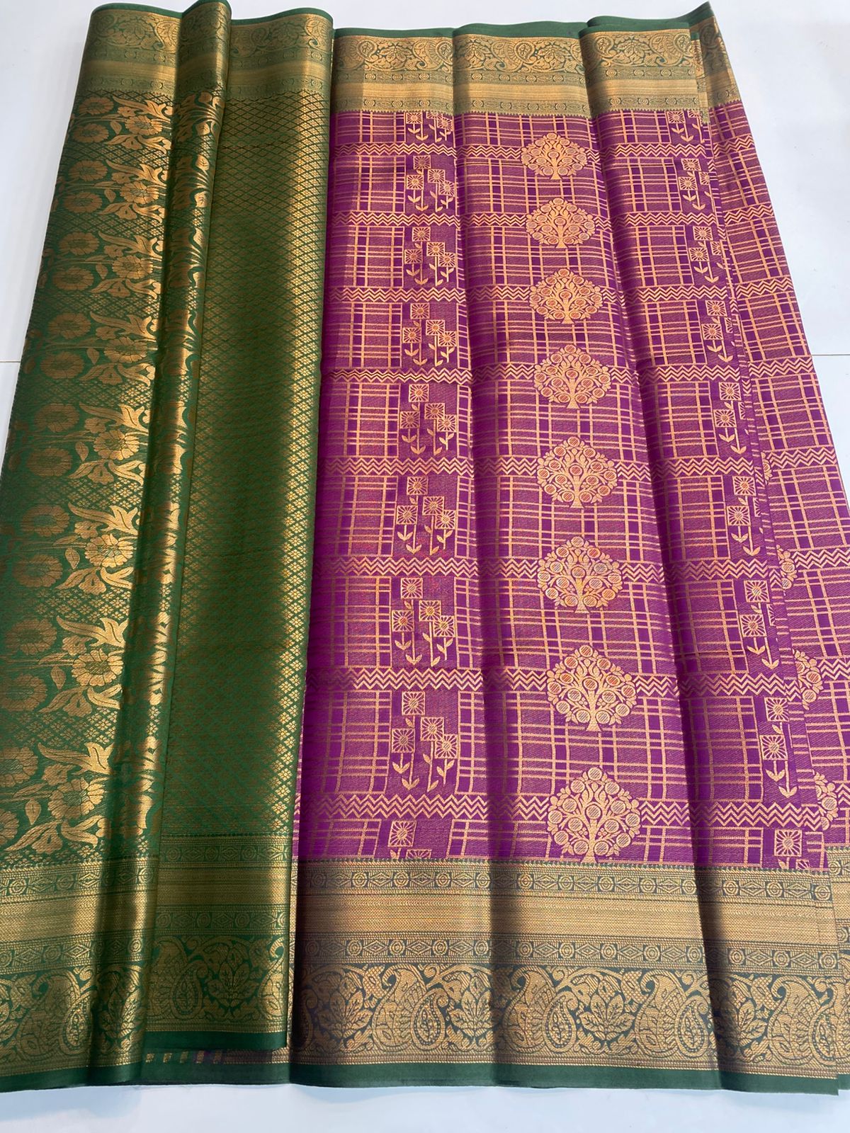 Semi Silk Broket Saree (3113F)