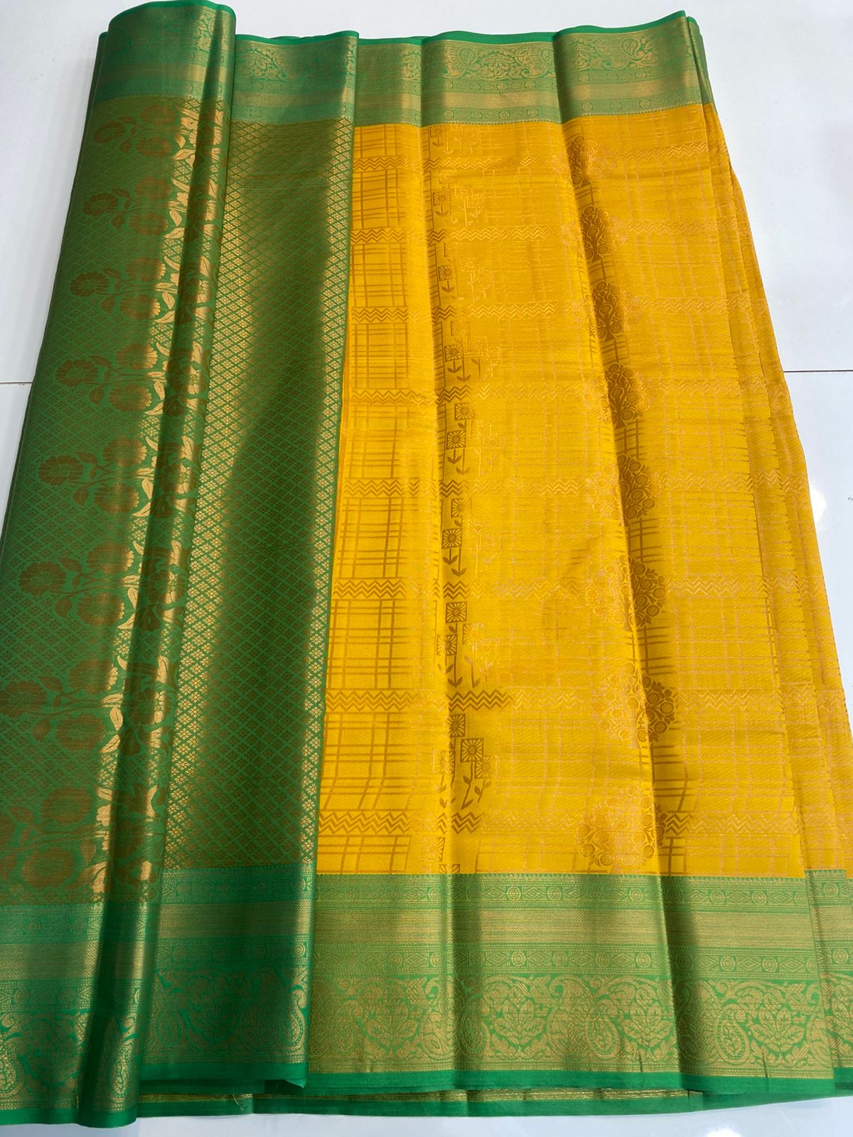 Semi Silk Broket Saree (3113F)