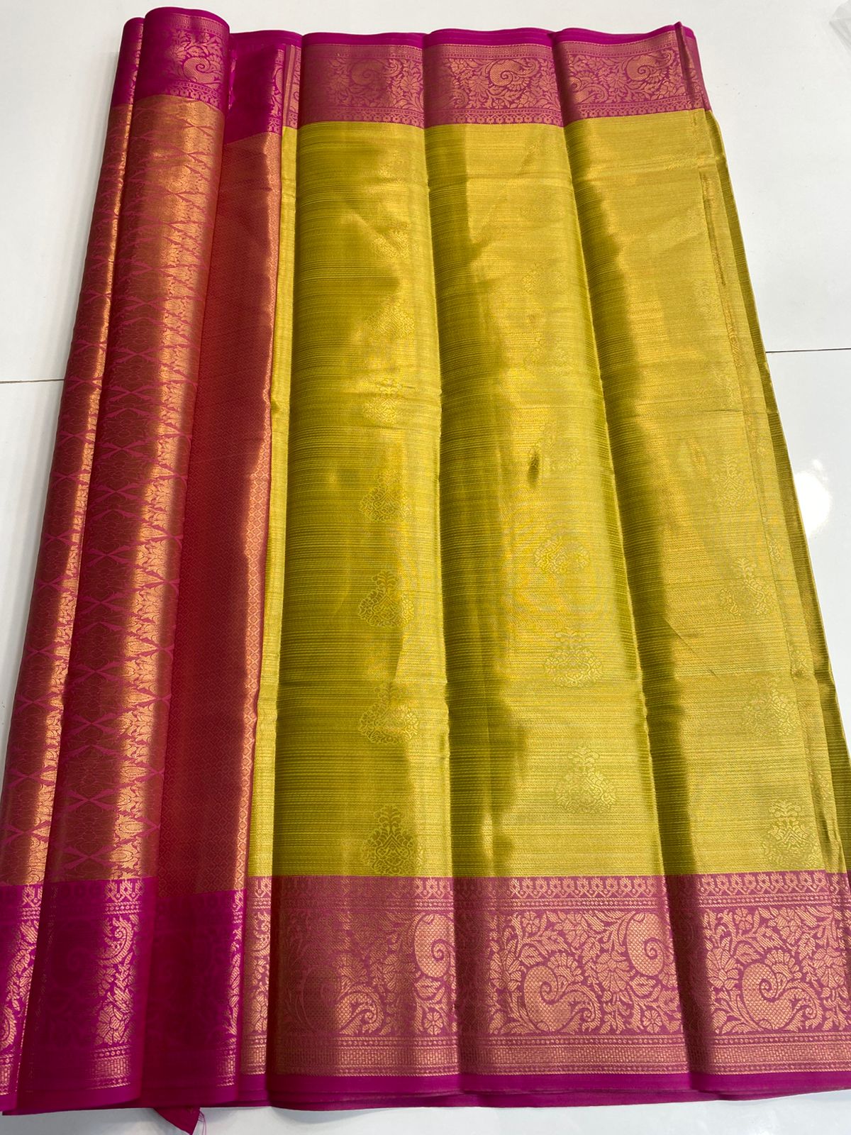Semi Silk Broket Saree (3113G)