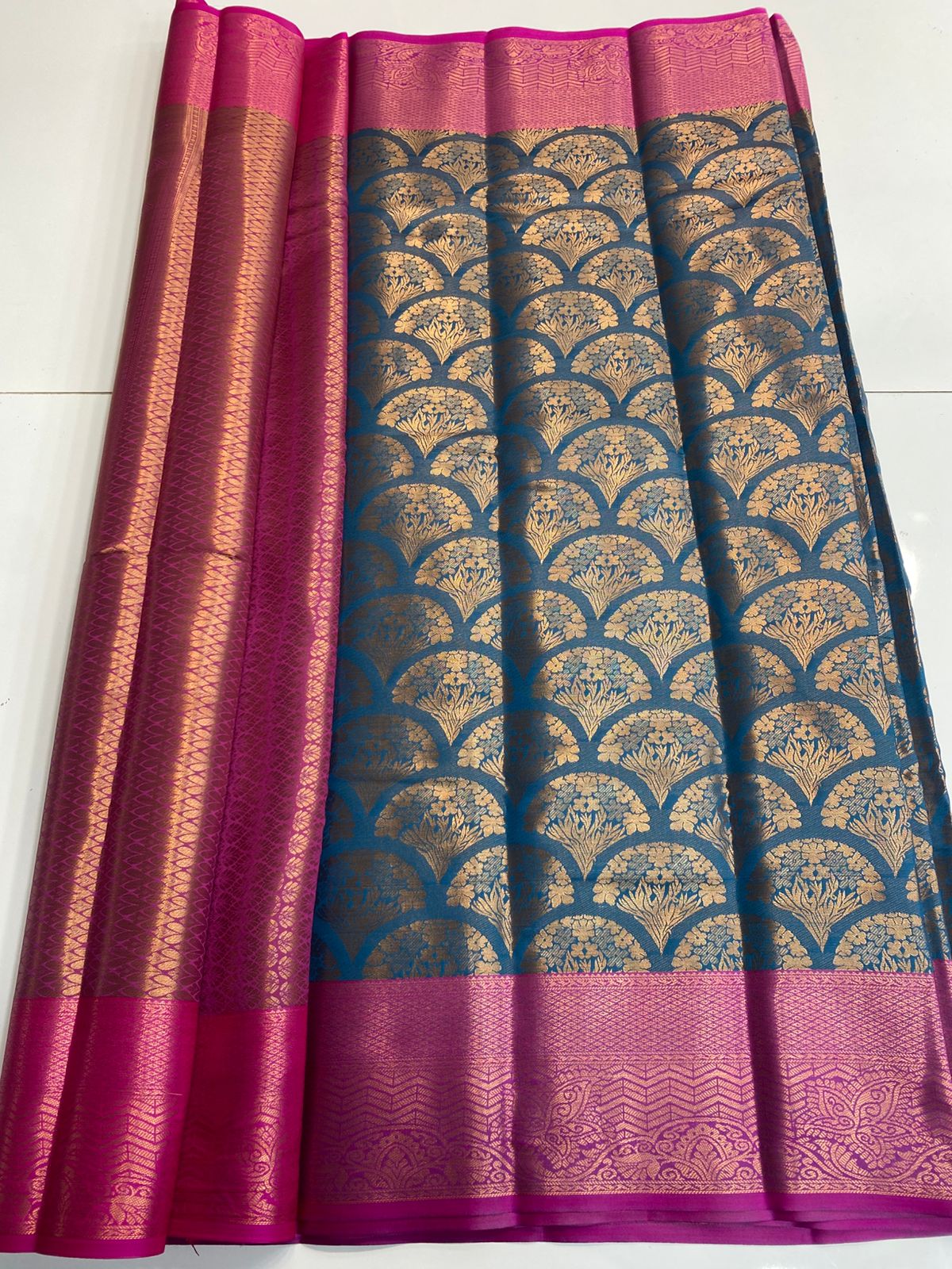 Semi Silk Broket Saree (3113I)