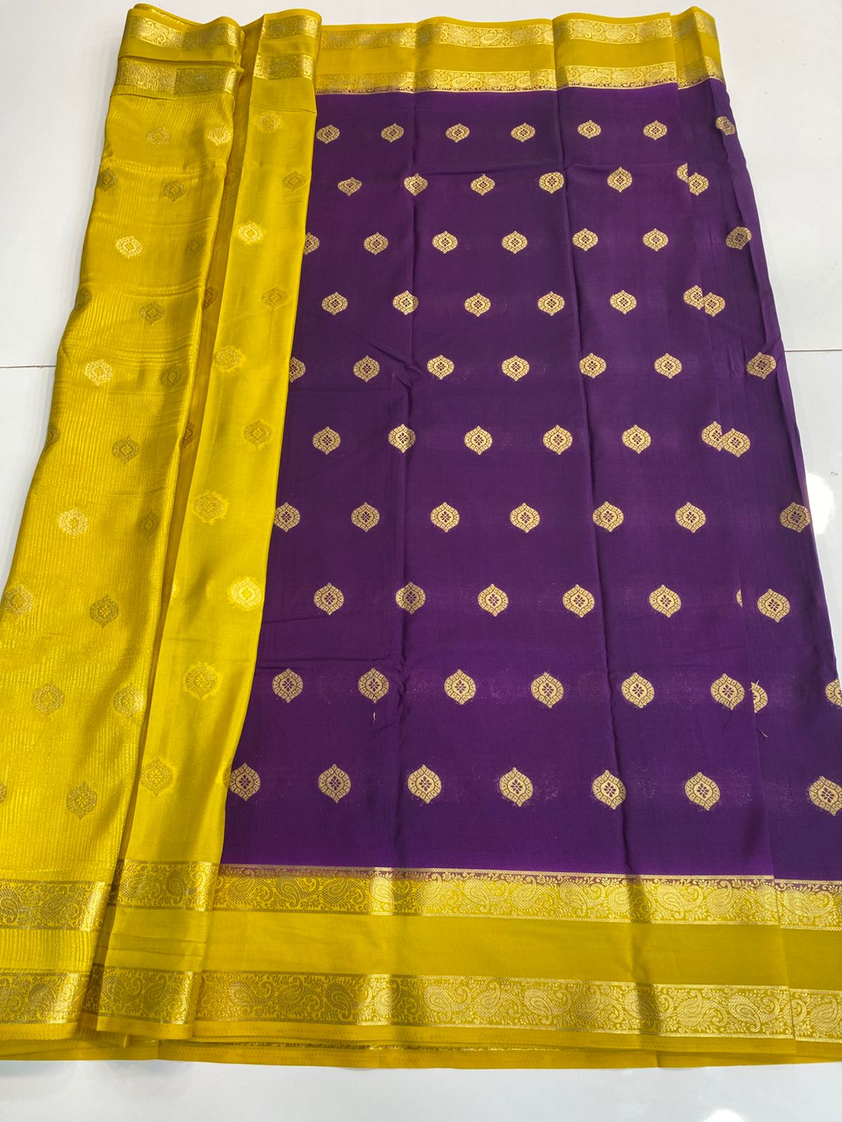 Mysore Crepe Butta Saree (3156)