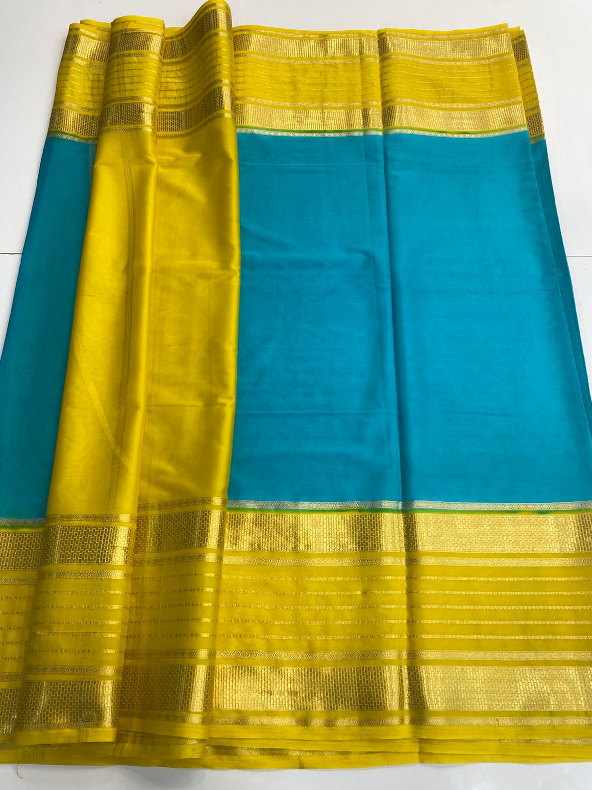 Mysore Crepe Bentex Border Saree (3158)