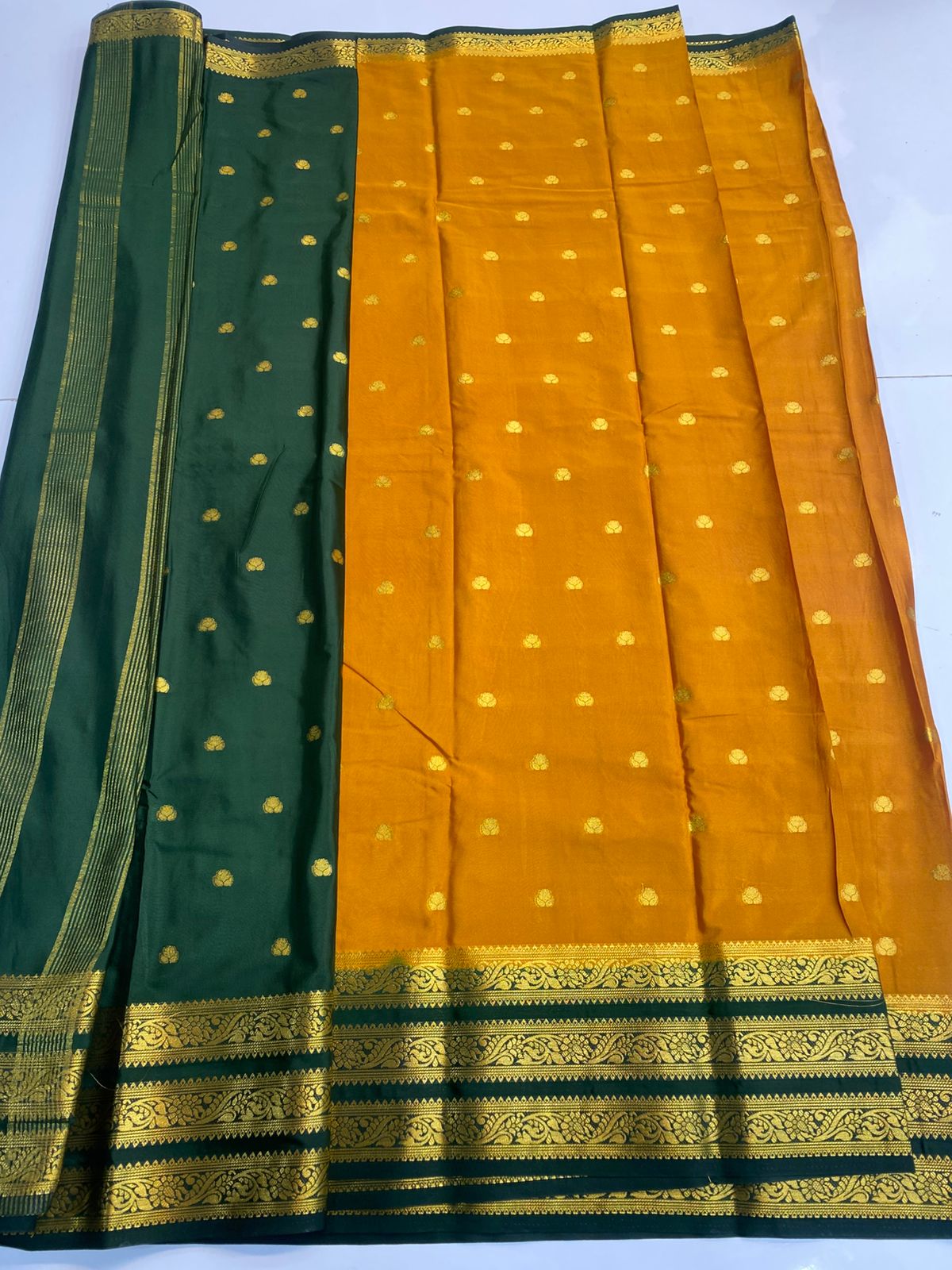 Mysore Crepe Butta Saree (3160)