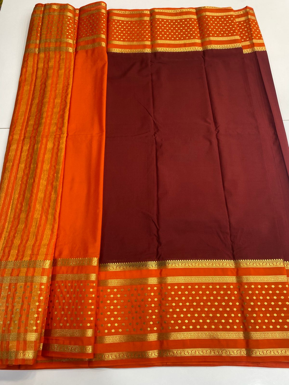 Mysore Crepe Bentex With Butta Border Saree (3121)