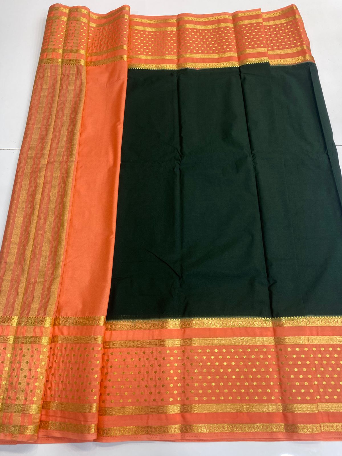 Mysore Crepe Bentex With Butta Border Saree (3121)