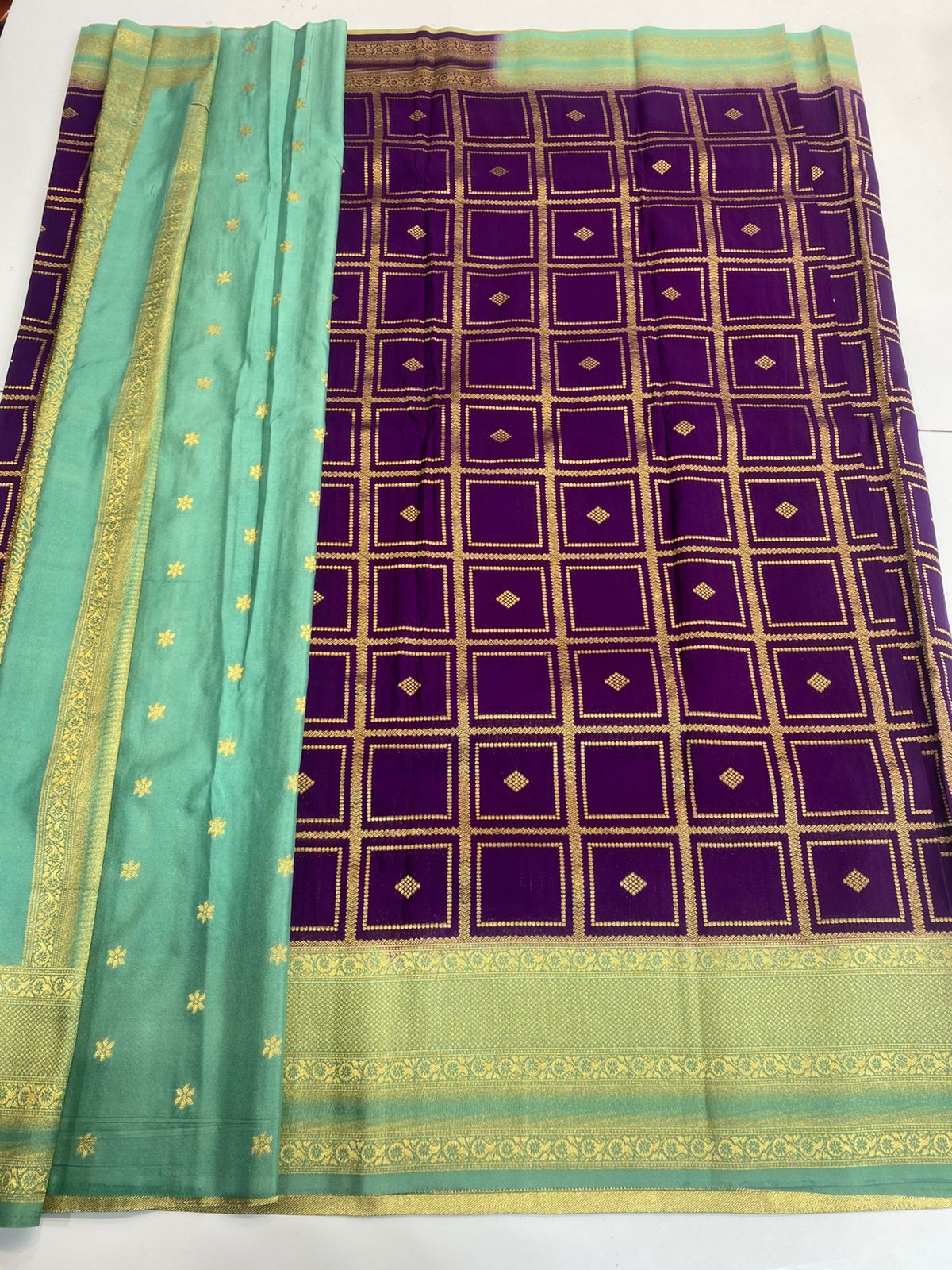 Georgette Checks Butta Saree(3174A)