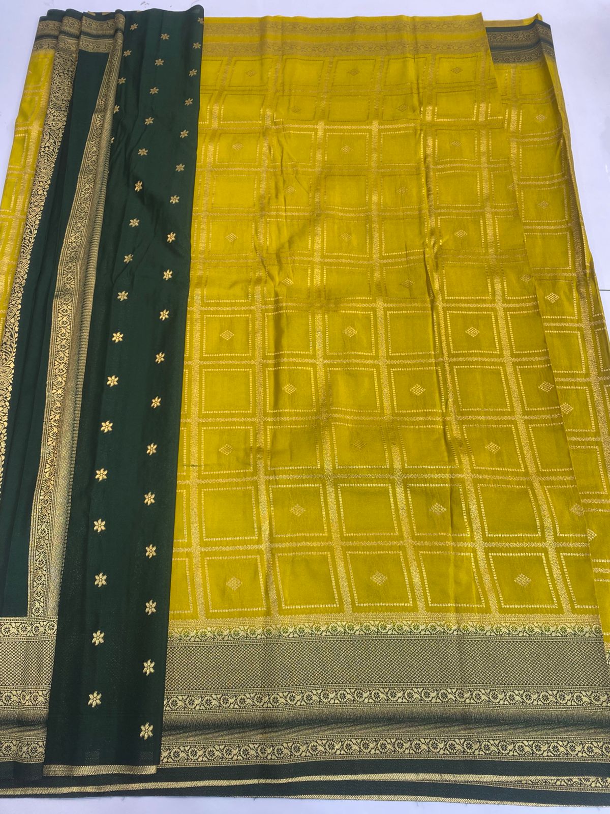 Georgette Checks Butta Saree(3174A)