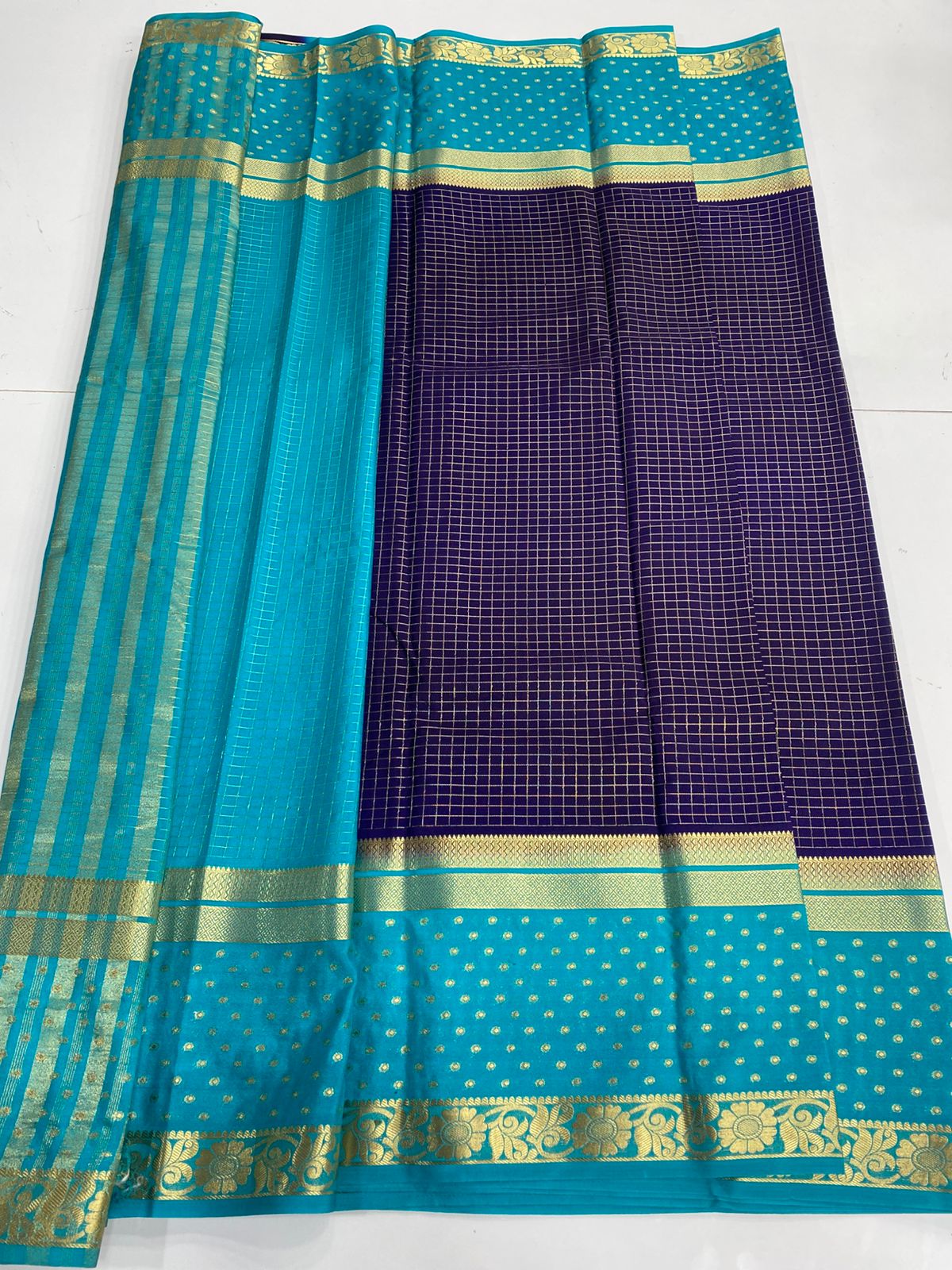 Georgette Chex Zari Butta Border Saree(3172)