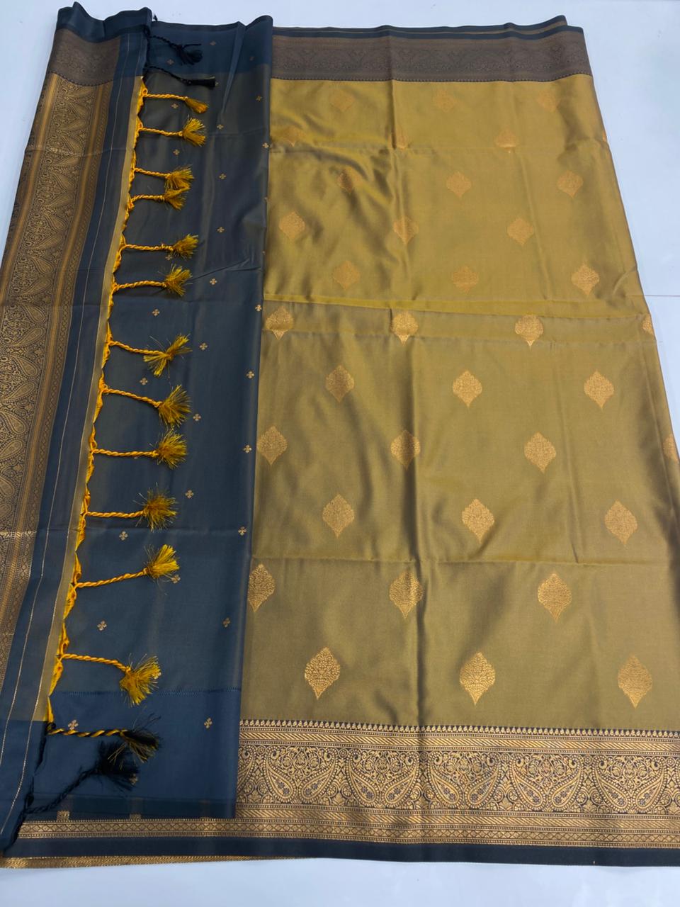 Semi Silk Butta Saree(3168)