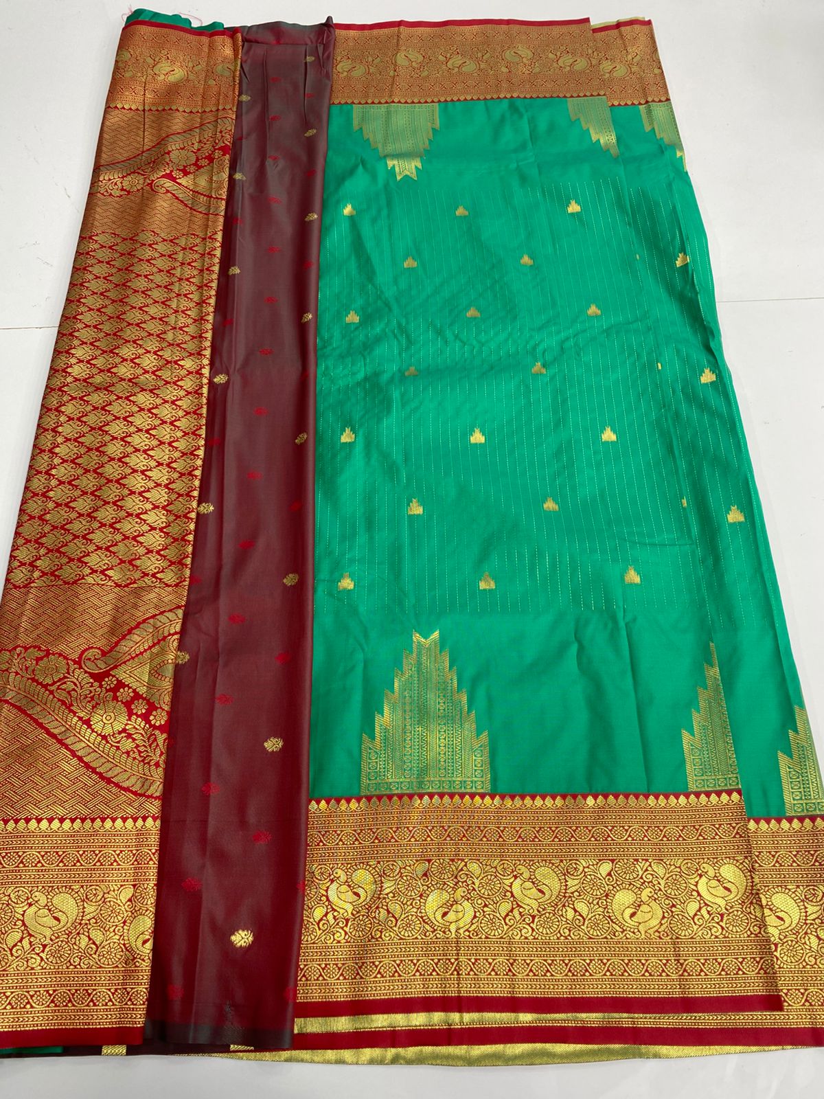 Semi Silk Broket Saree (3167A)