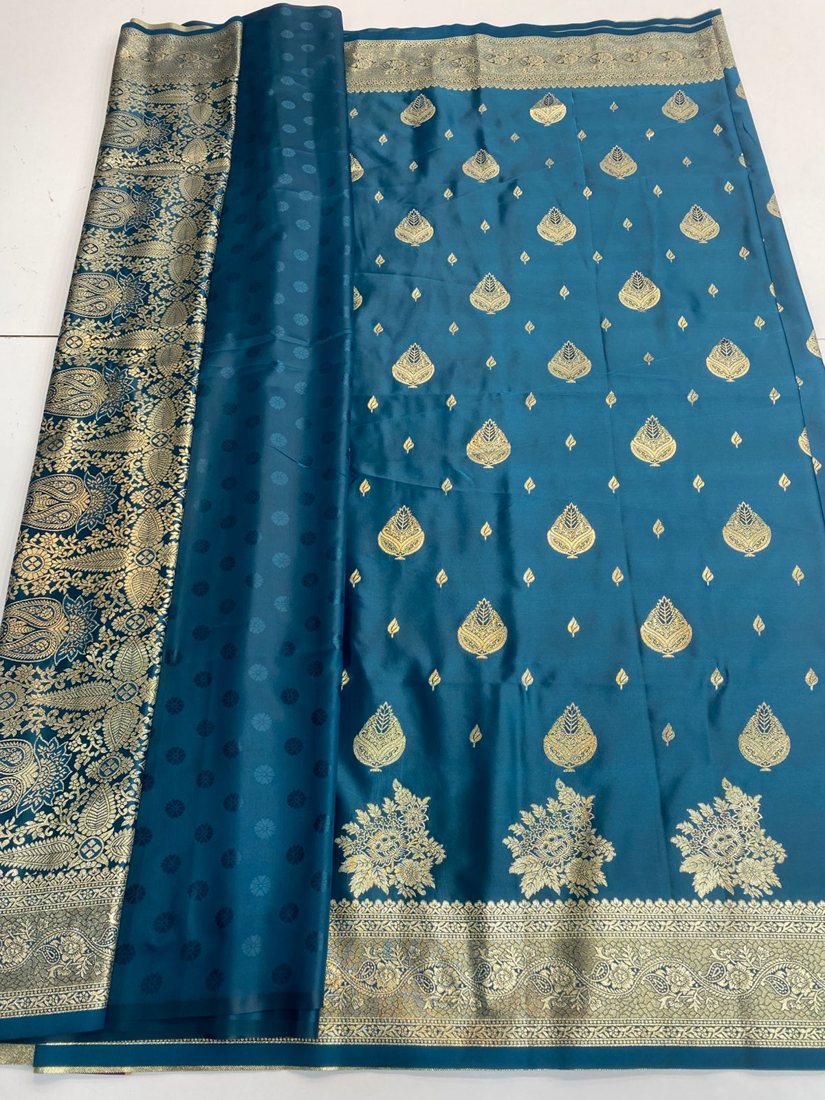 Semi Silk Butta Saree(3170B)
