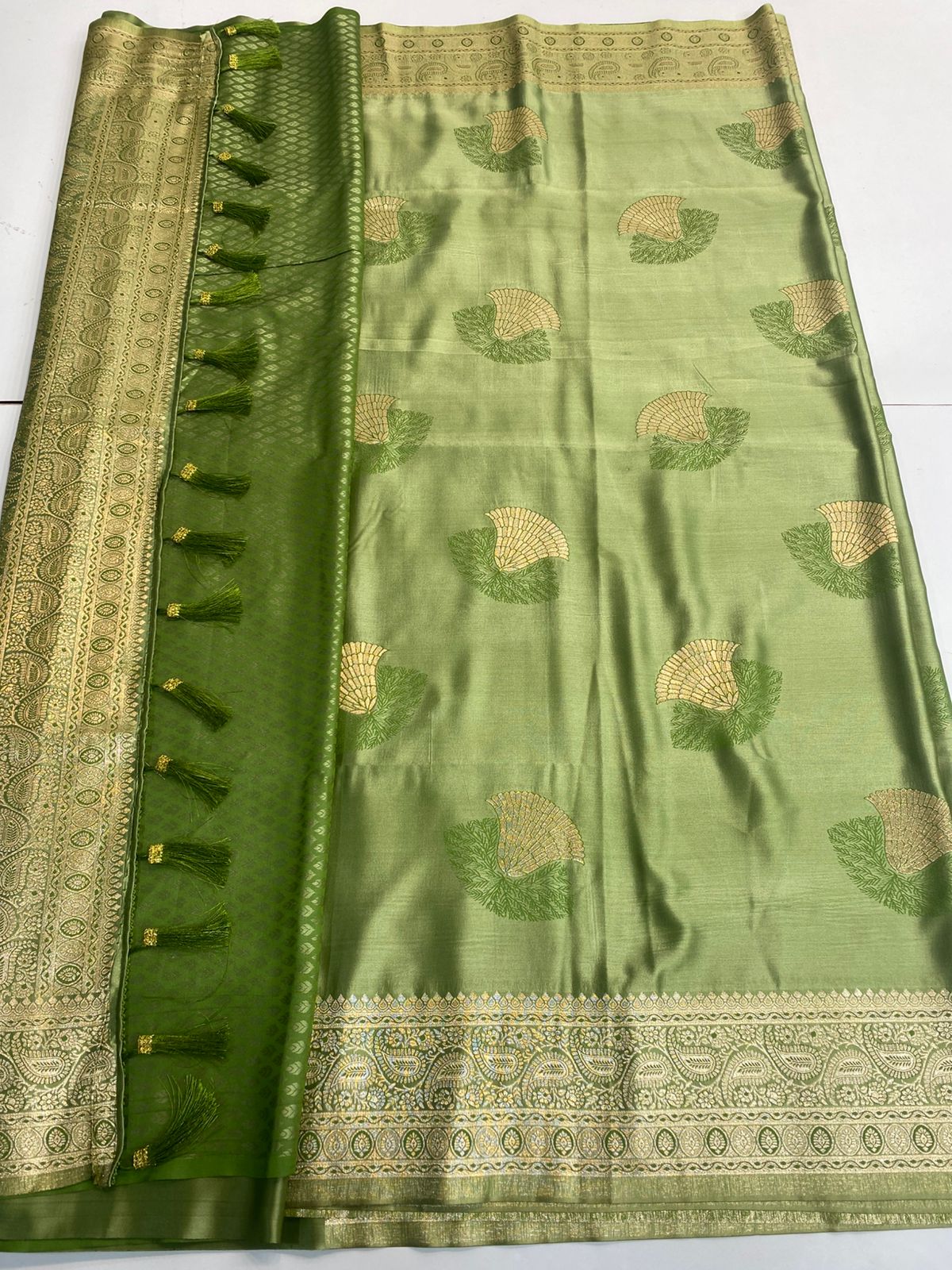 Semi Silk Butta Saree(3170C)